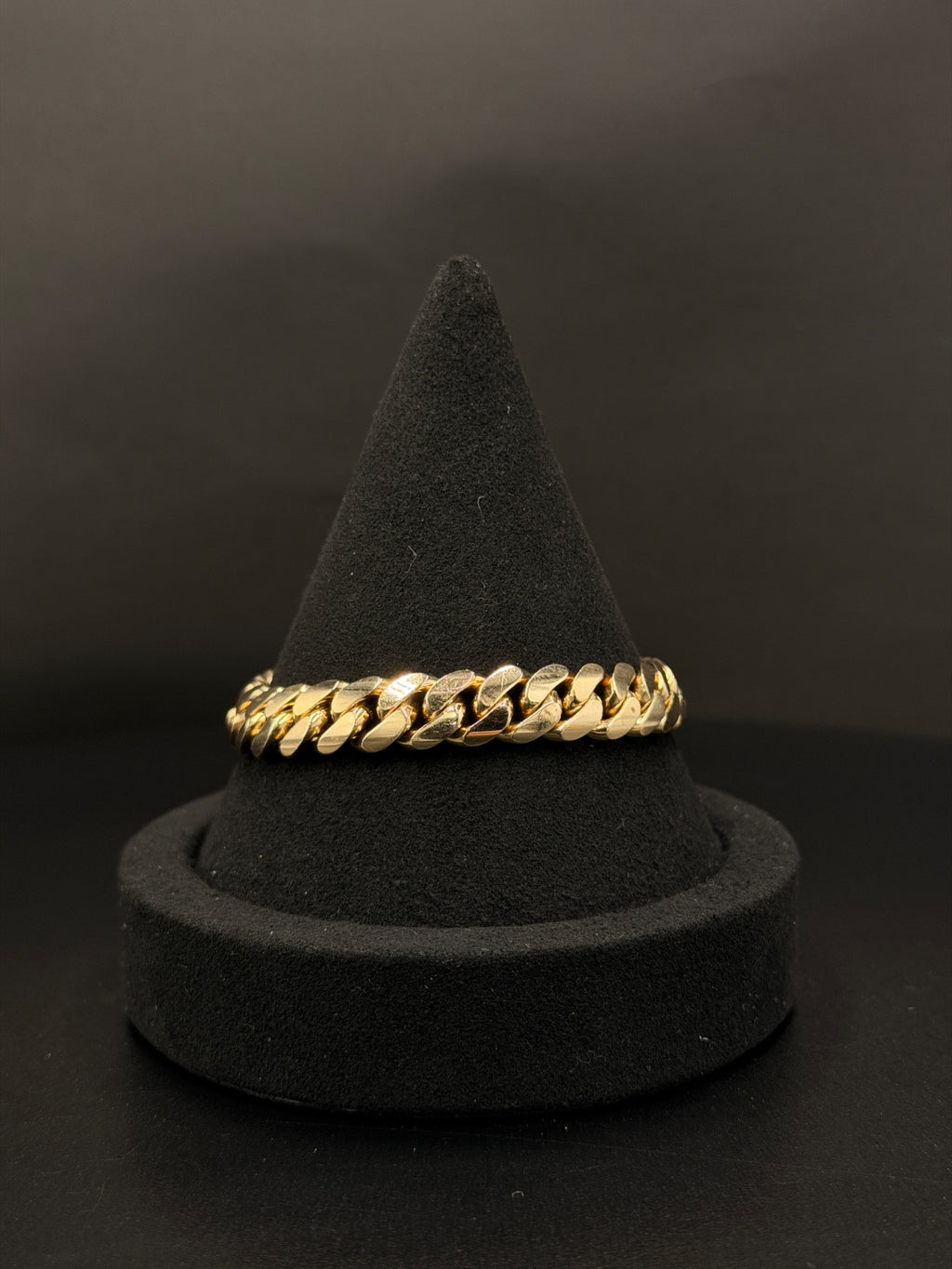 10K Gold Curb Bracelet 43.2g Pre-Owned for Sale