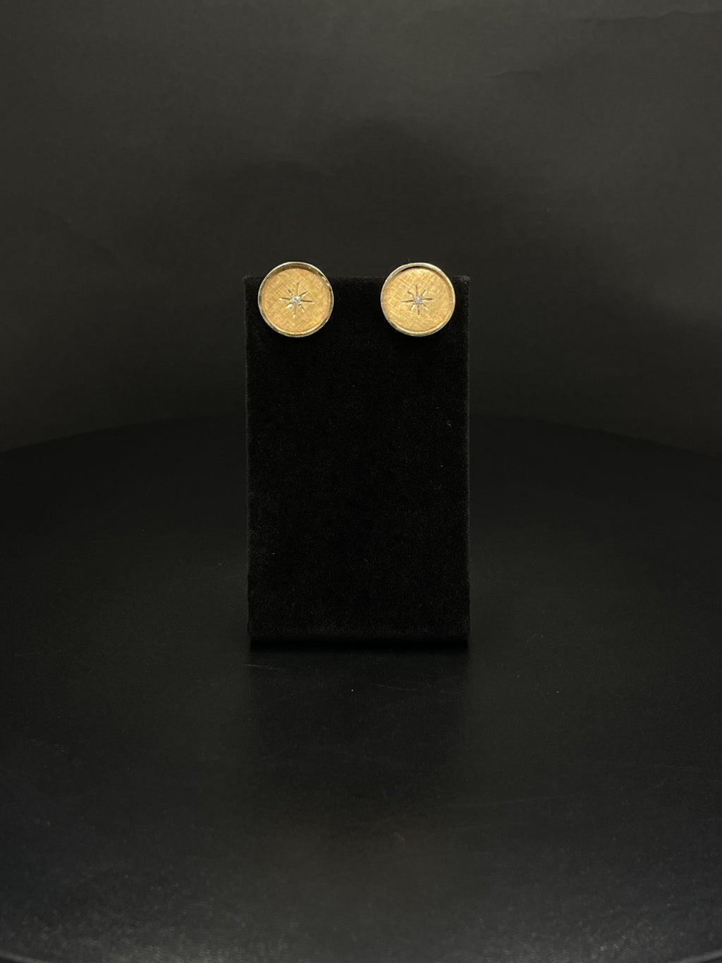 14K Gold Stud Earrings – 11.2g | DD Pawn Loans