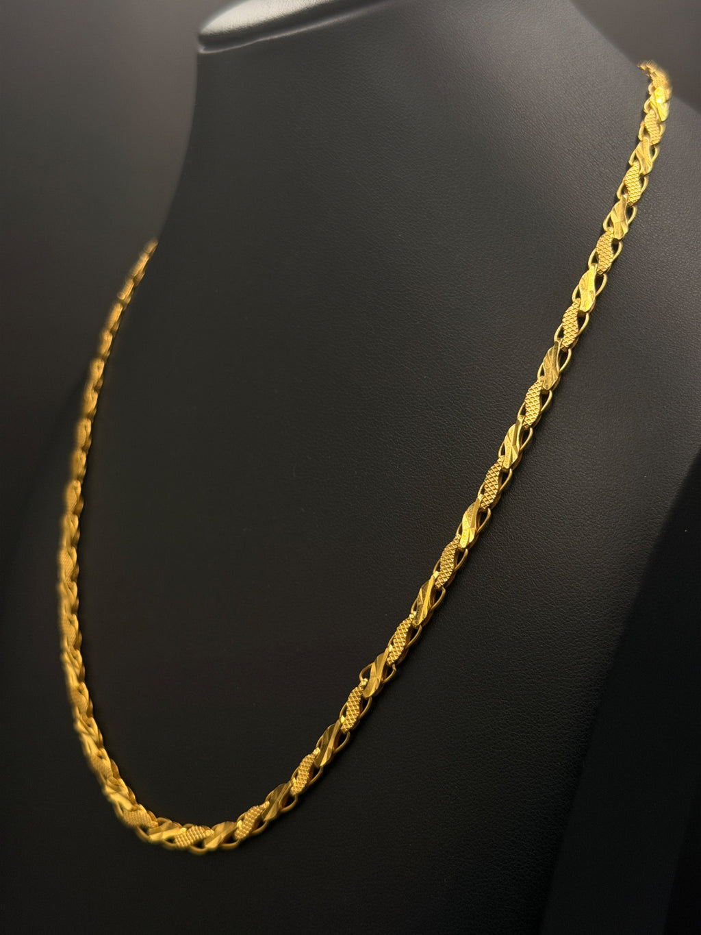 22K Gold Twisted Rope Chain 18in - Pre-Owned