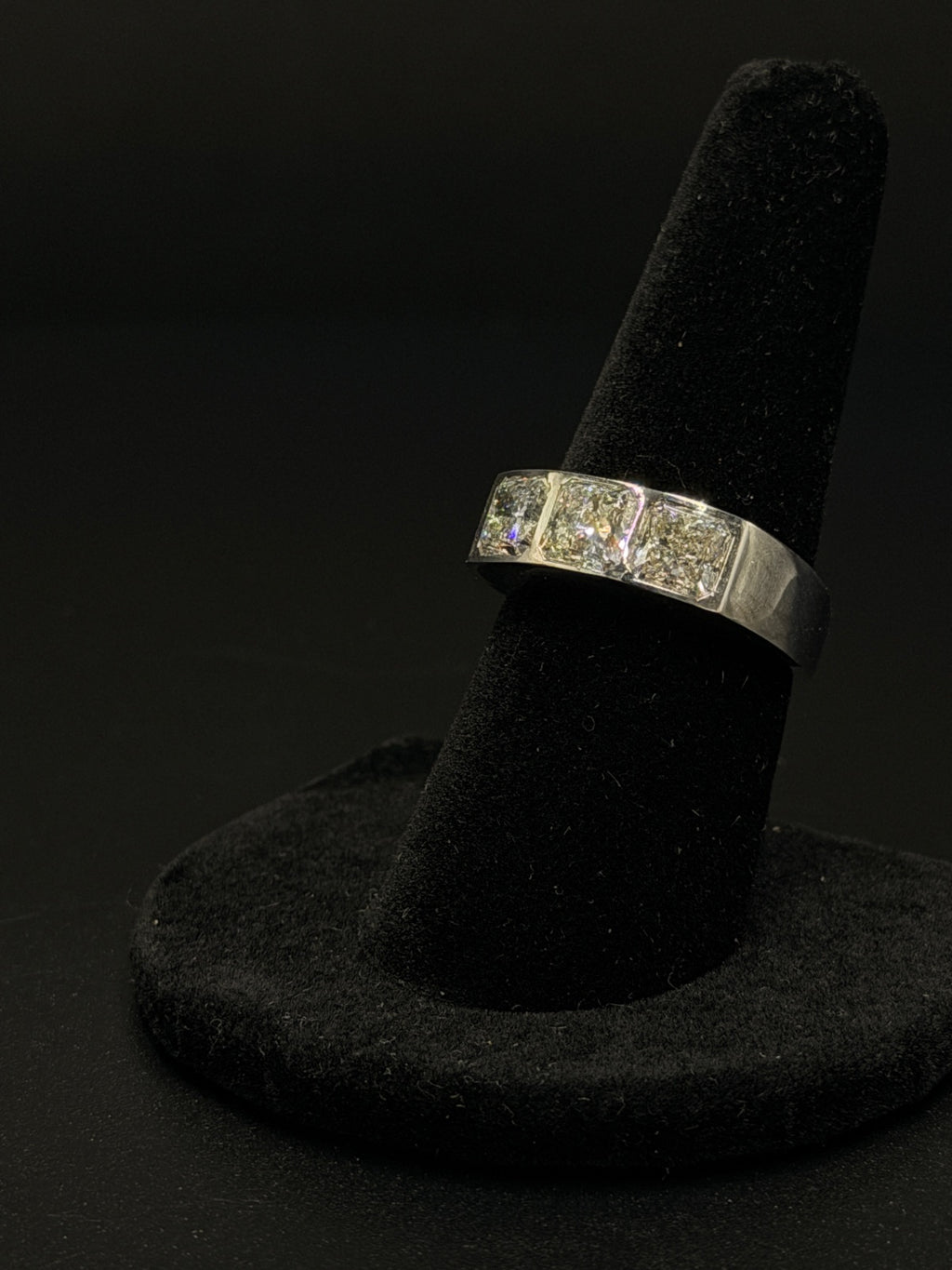18K White Gold Diamond Ring Size 8 GIA