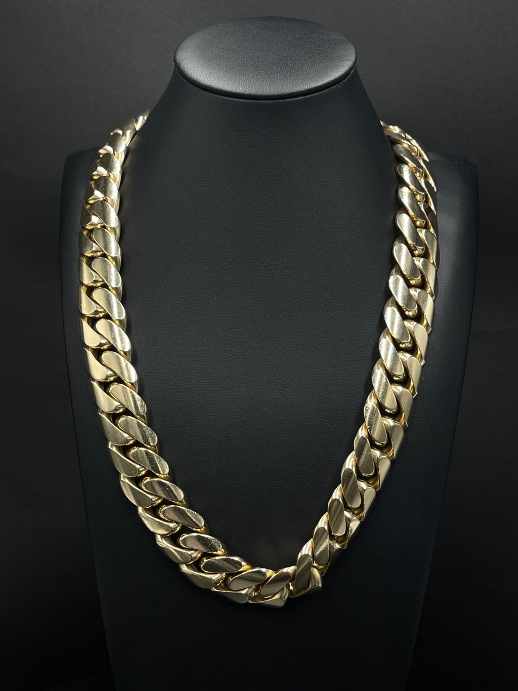 10K Gold Curb Chain Necklace 20mm 22in