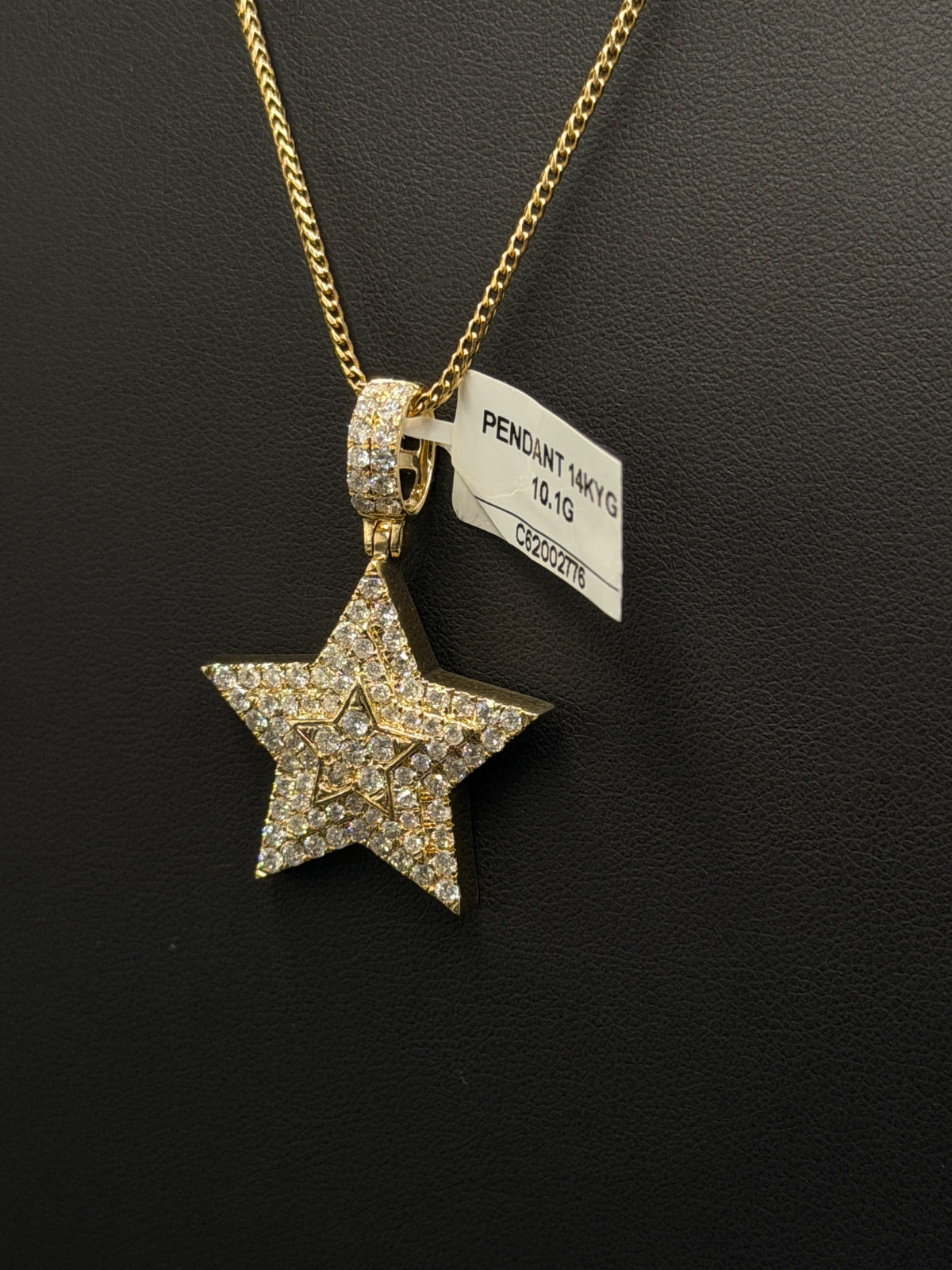 14K Gold Natural Diamond Star Pendant