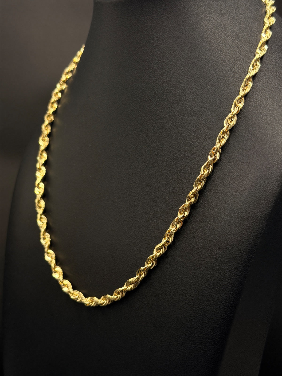 10K Gold Rope Chain Necklace 18 in 4mm
