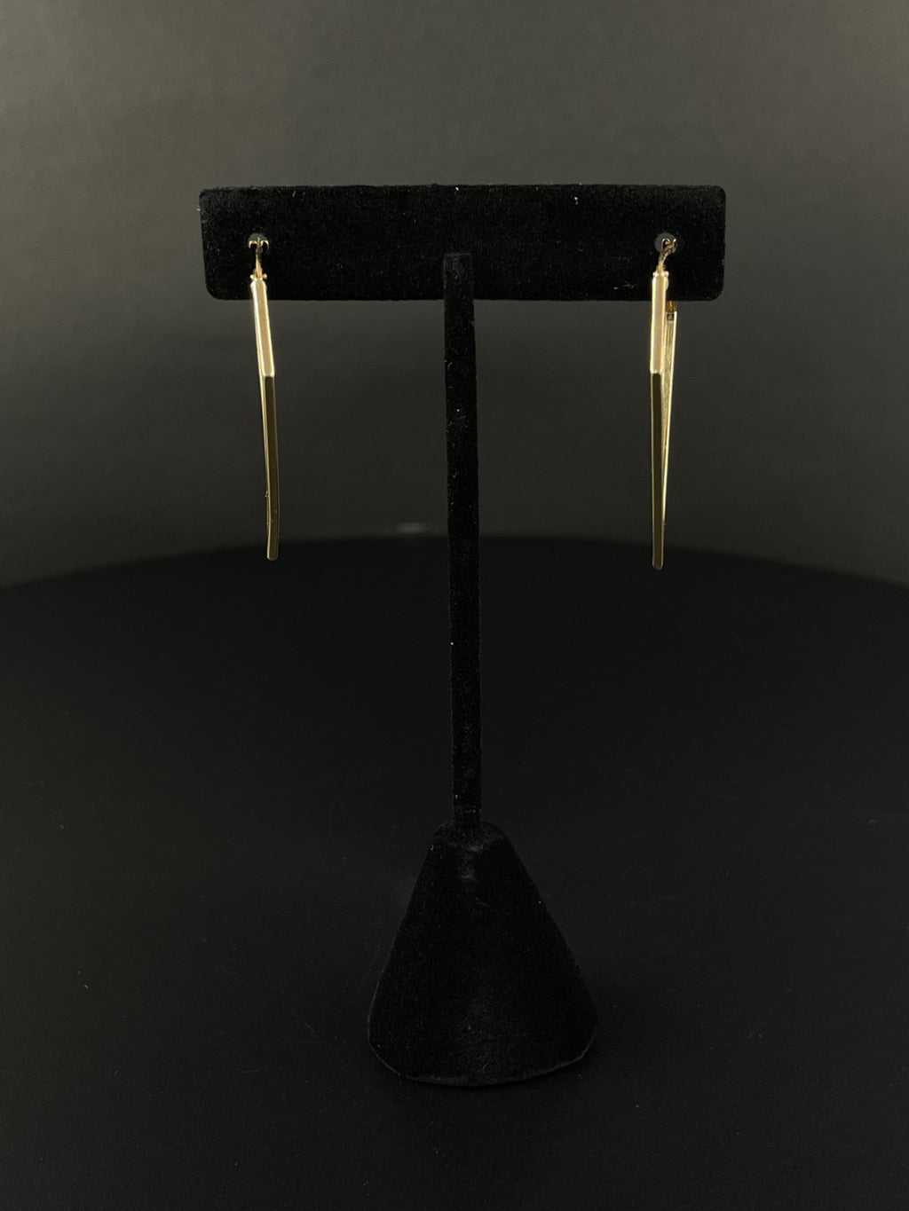 14K Gold V-Shape Hoop Earrings 26.8mm