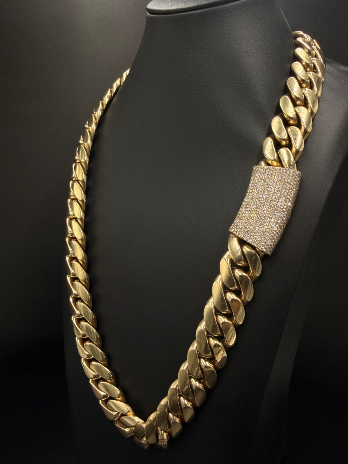 14K Gold Cuban Link Chain – 533.6g, 25in | DD Pawn Loans