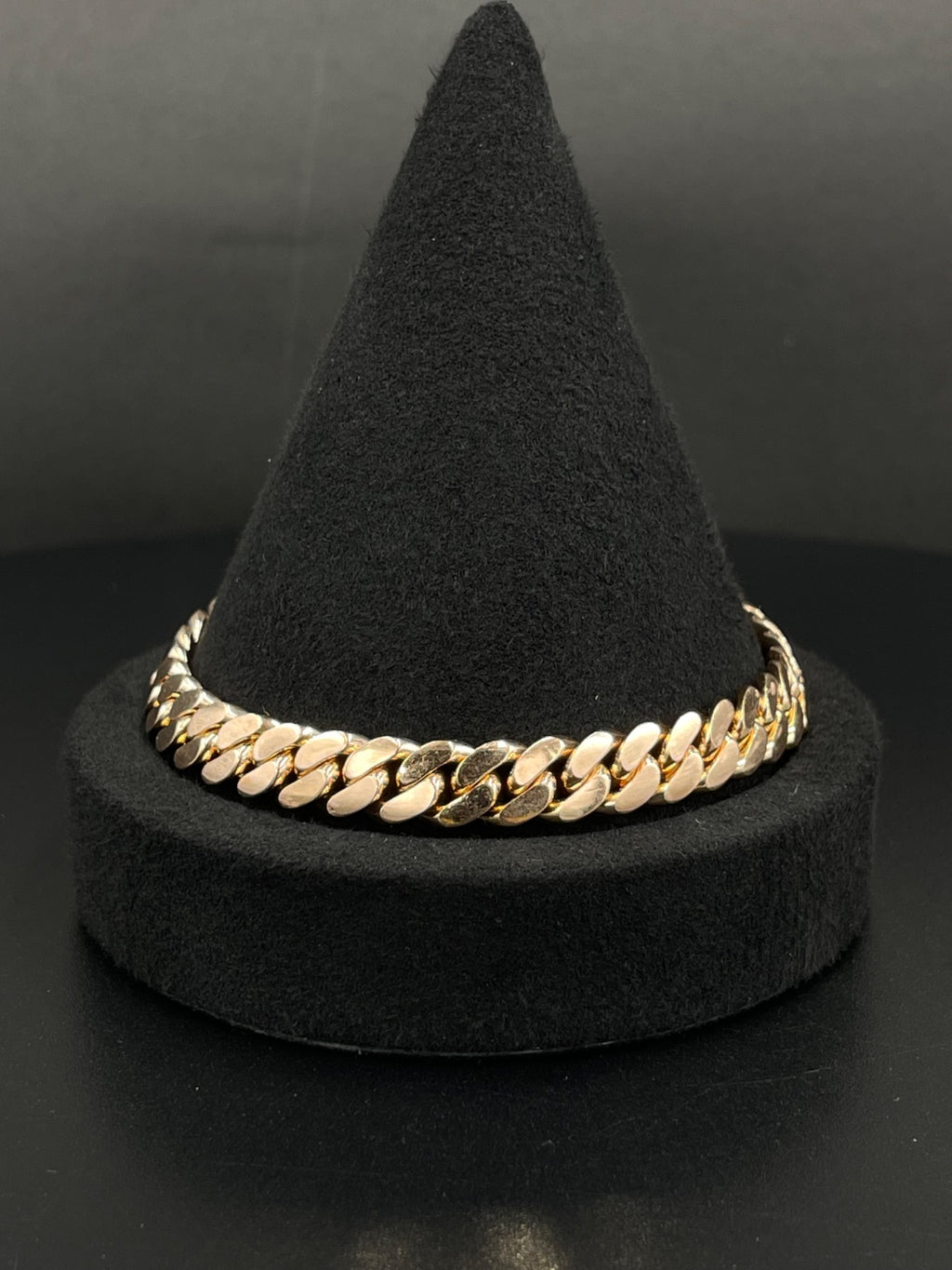 10K Rose Gold Cuban Bracelet 
8.5mm
9 in