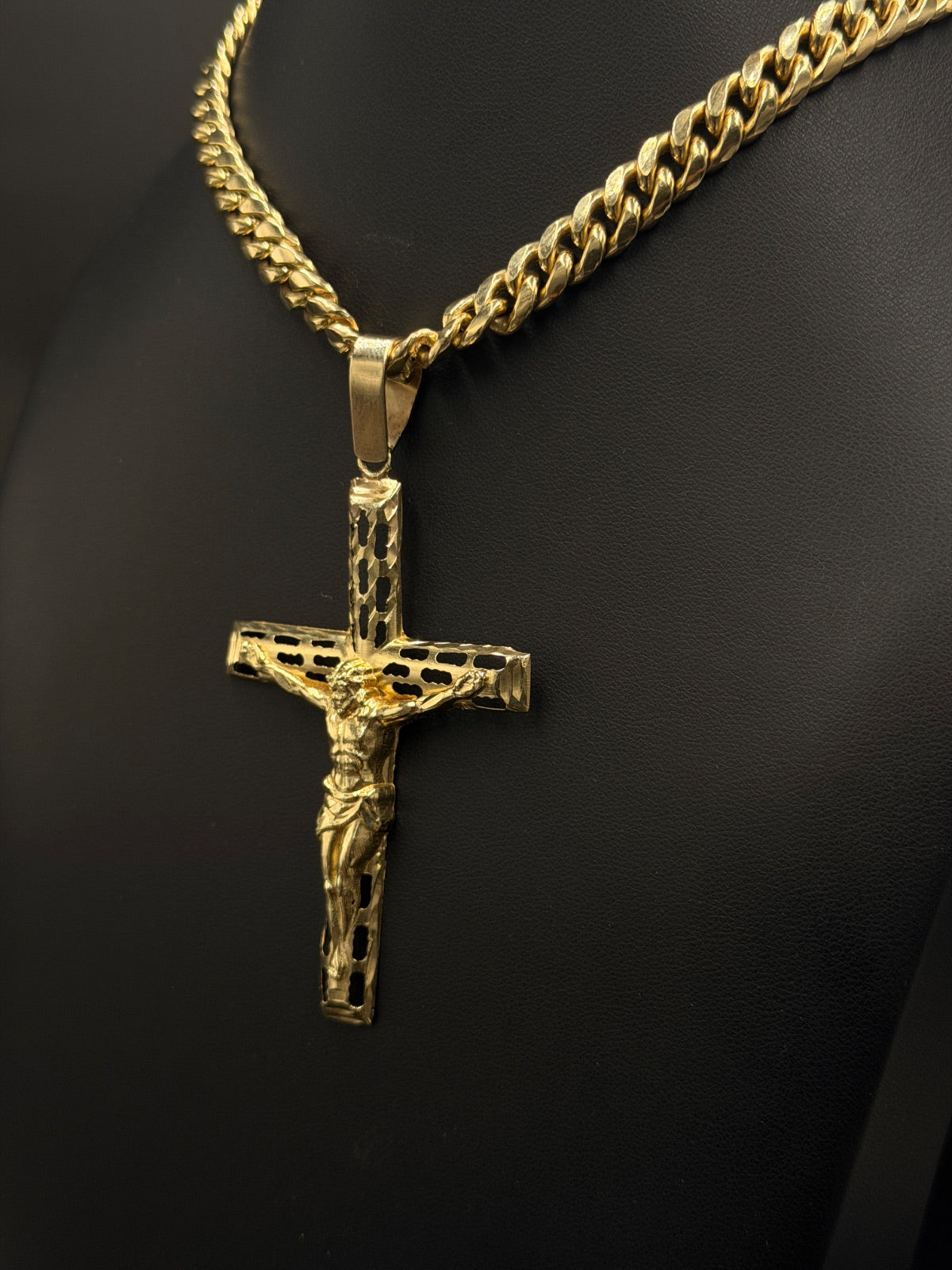 10K Gold Crucifix Pendant Necklace