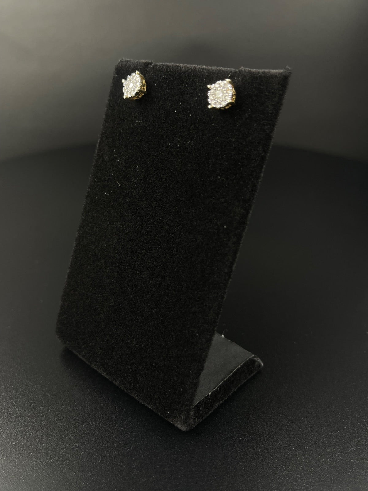 14K Gold Diamond Stud Earrings 6.47mm