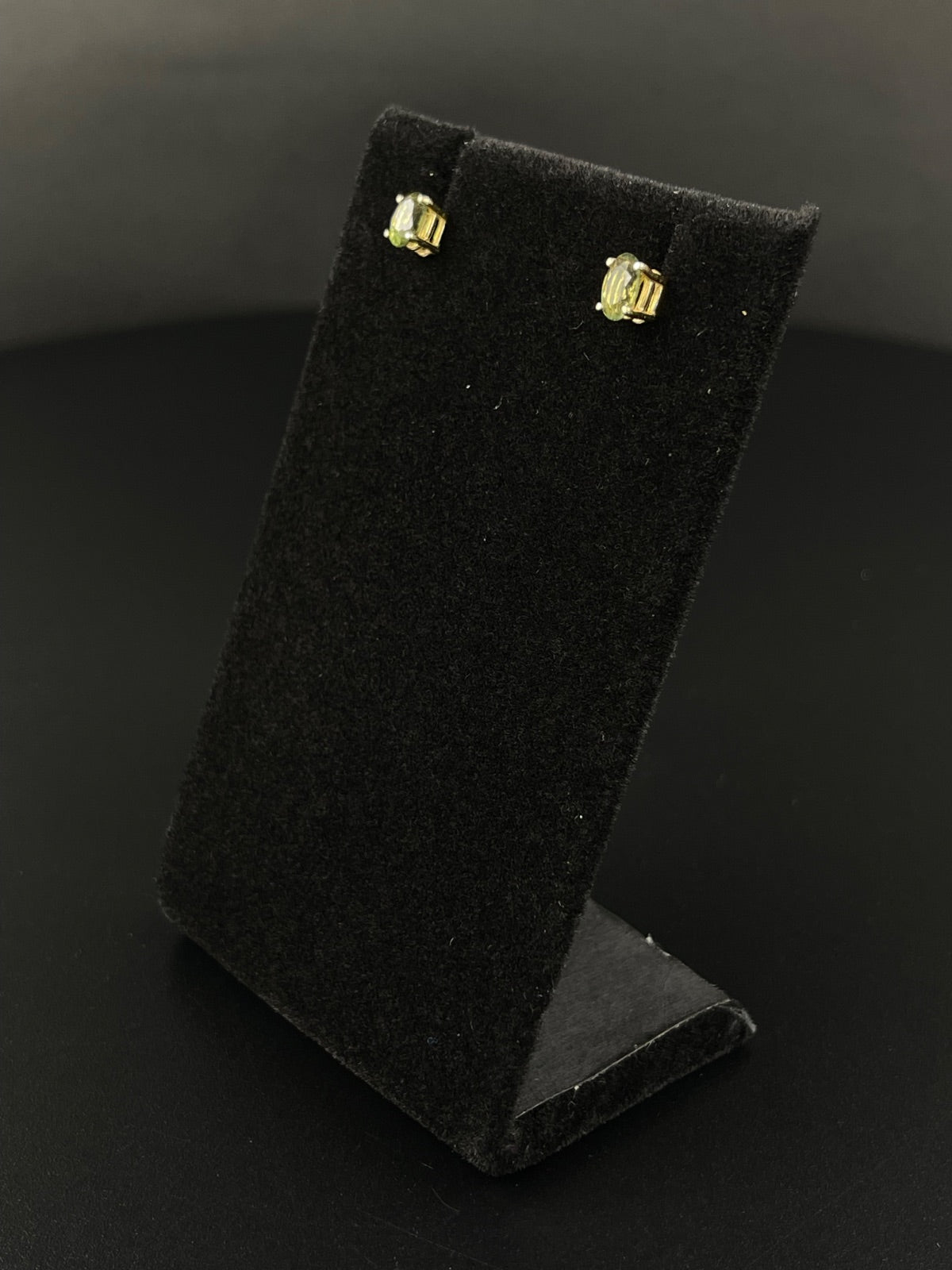10K Yellow Gold Stud Earrings with Citrine