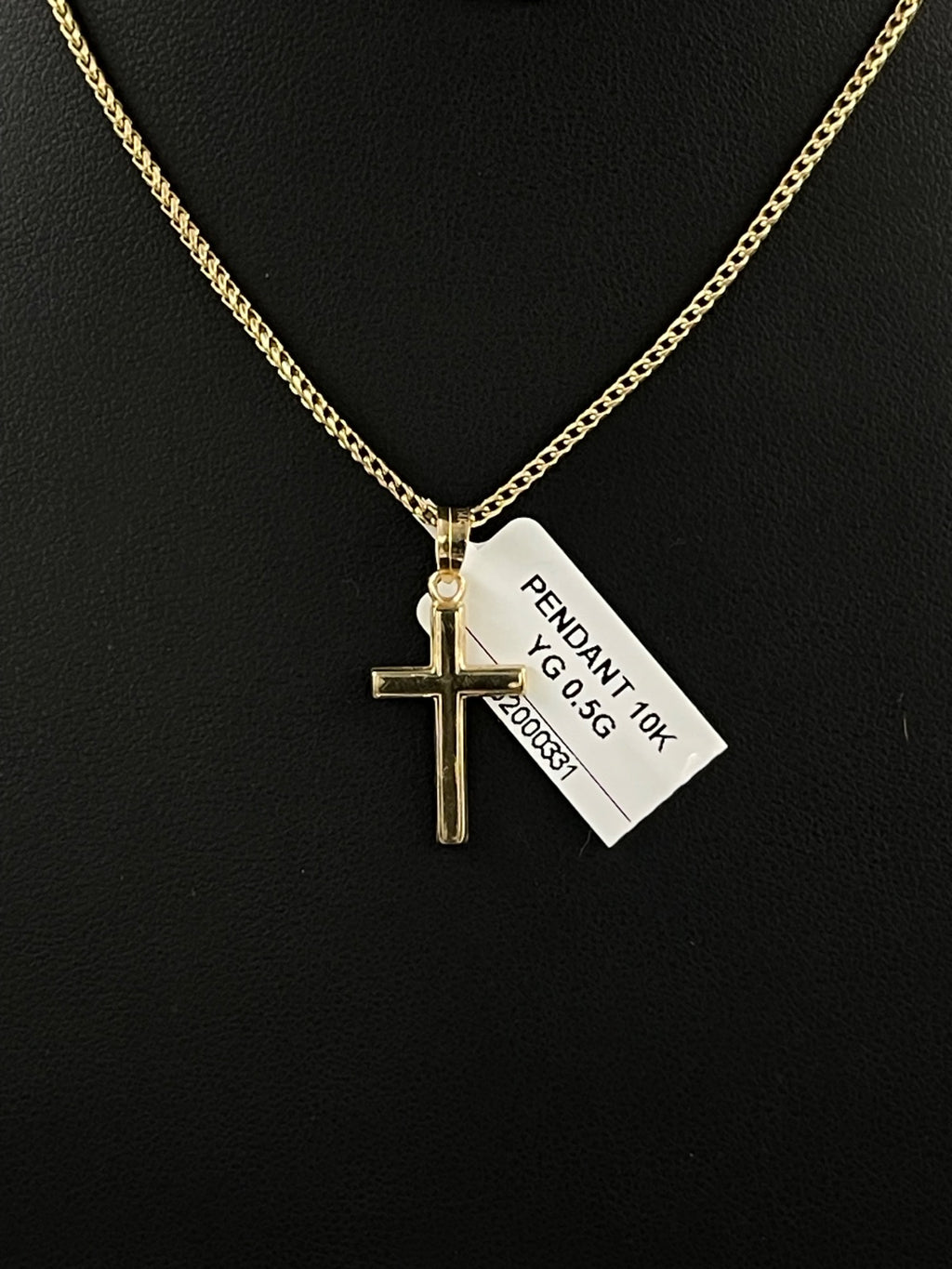 10K Gold Cross Pendant Necklace 11.12mm
