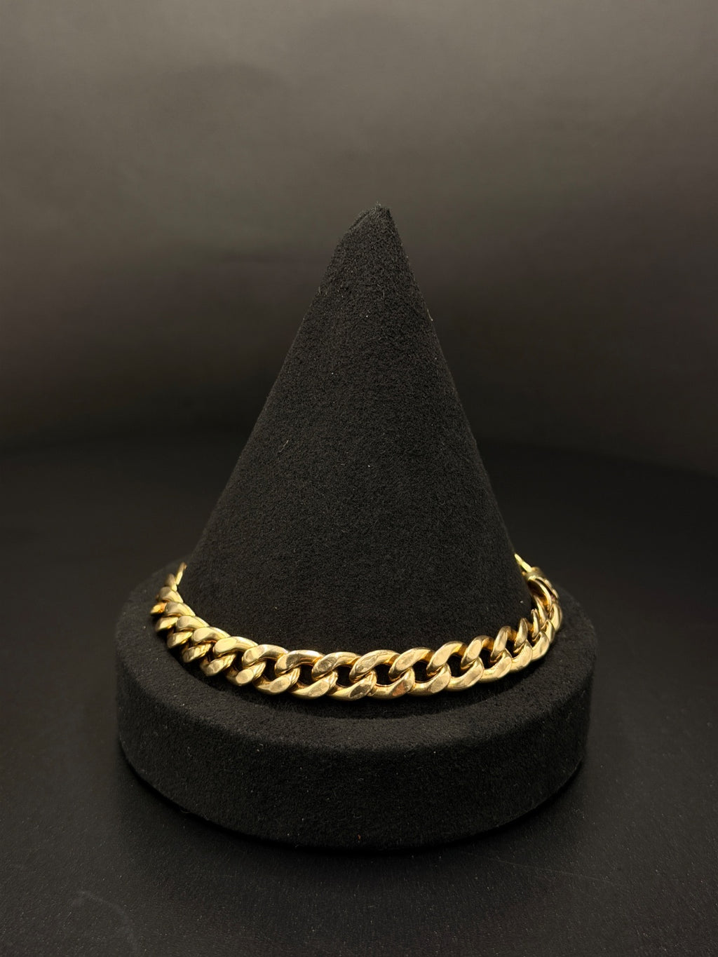 10K Yellow Gold Curb Link Bracelet 11.9 Grams — photo 2