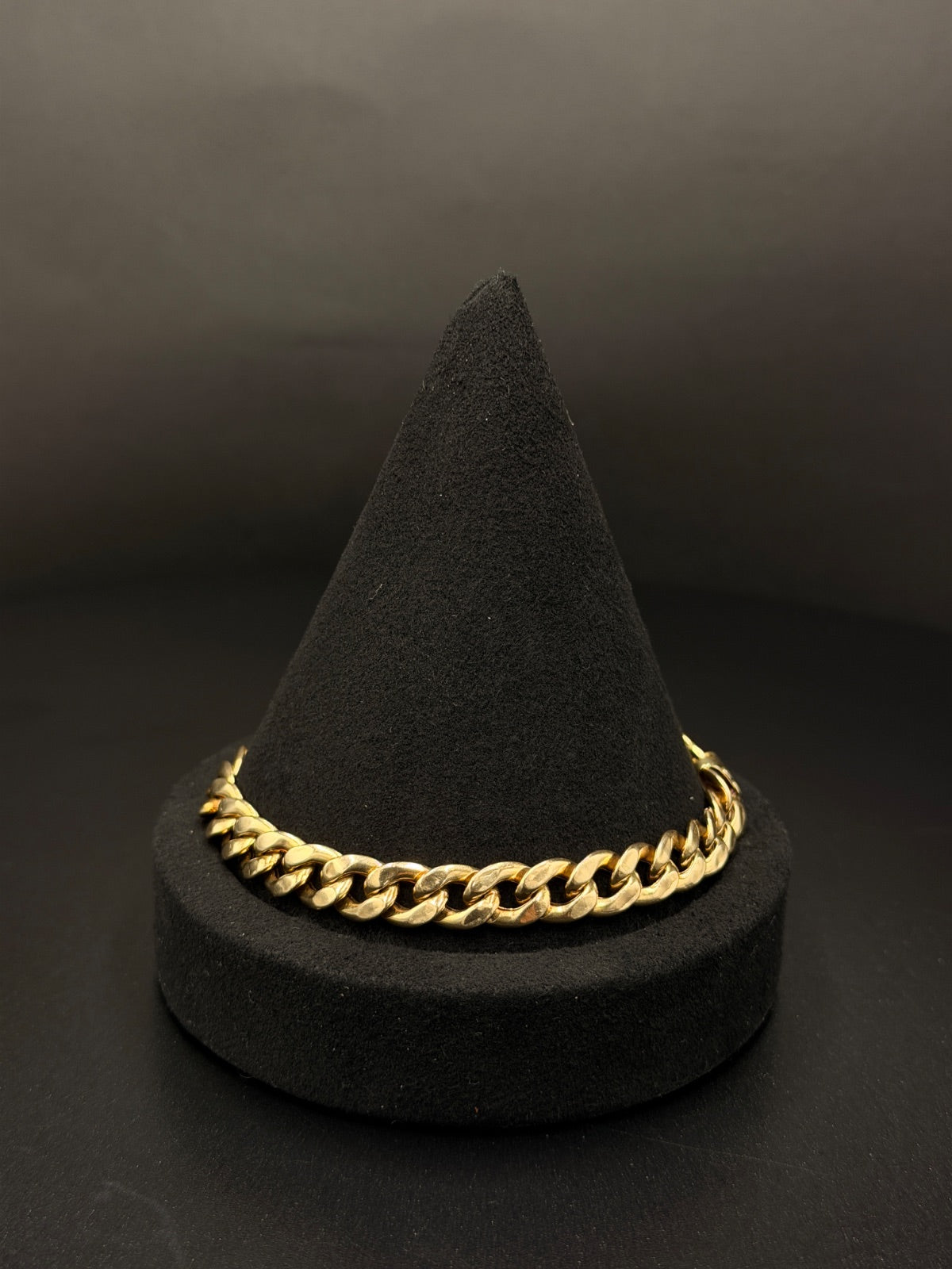 10K Yellow Gold Curb Link Bracelet 11.9 Grams — photo 2