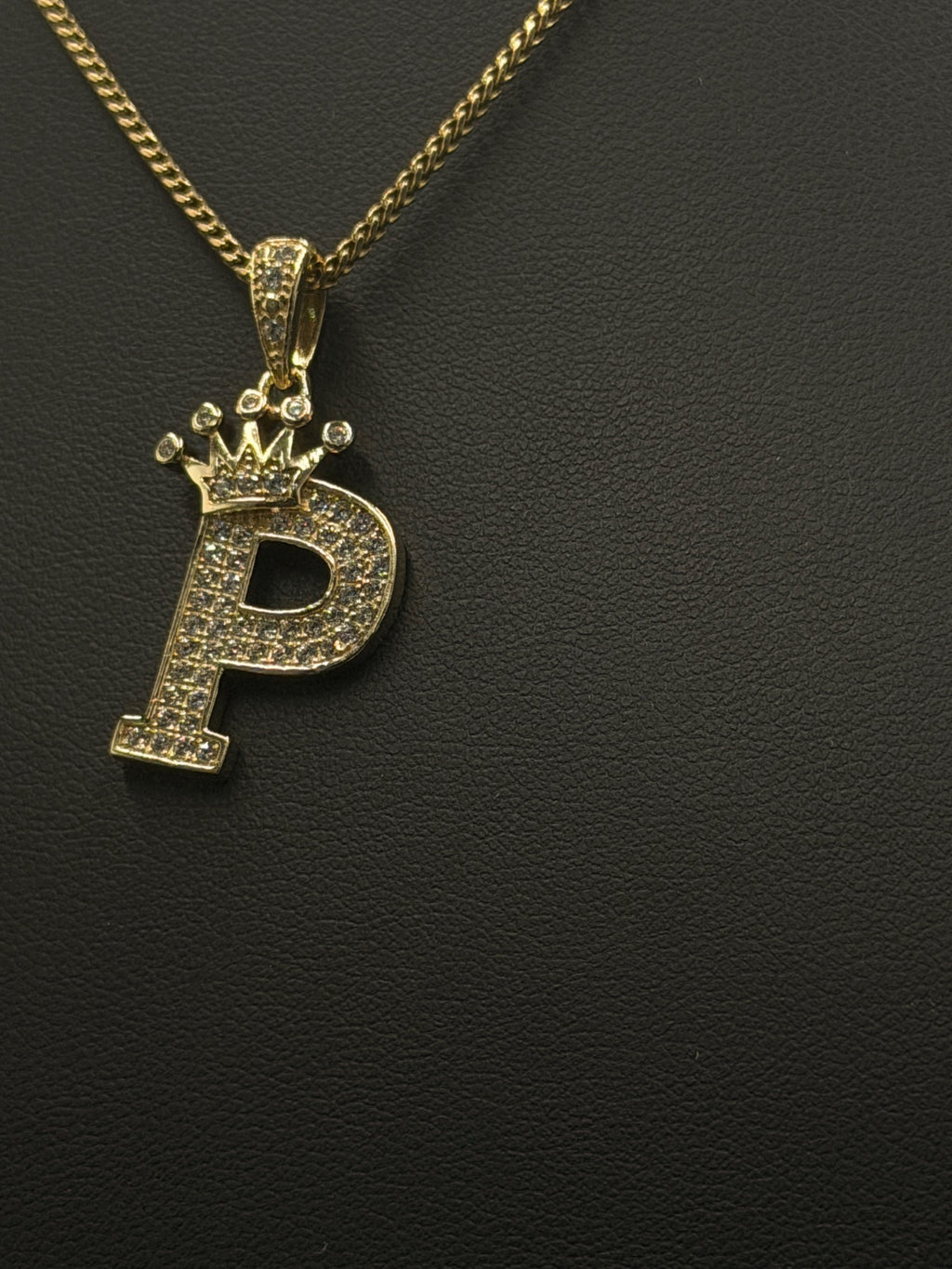 10K Gold Crown Letter P Initial Pendant 2.8g | DD Pawn Loans