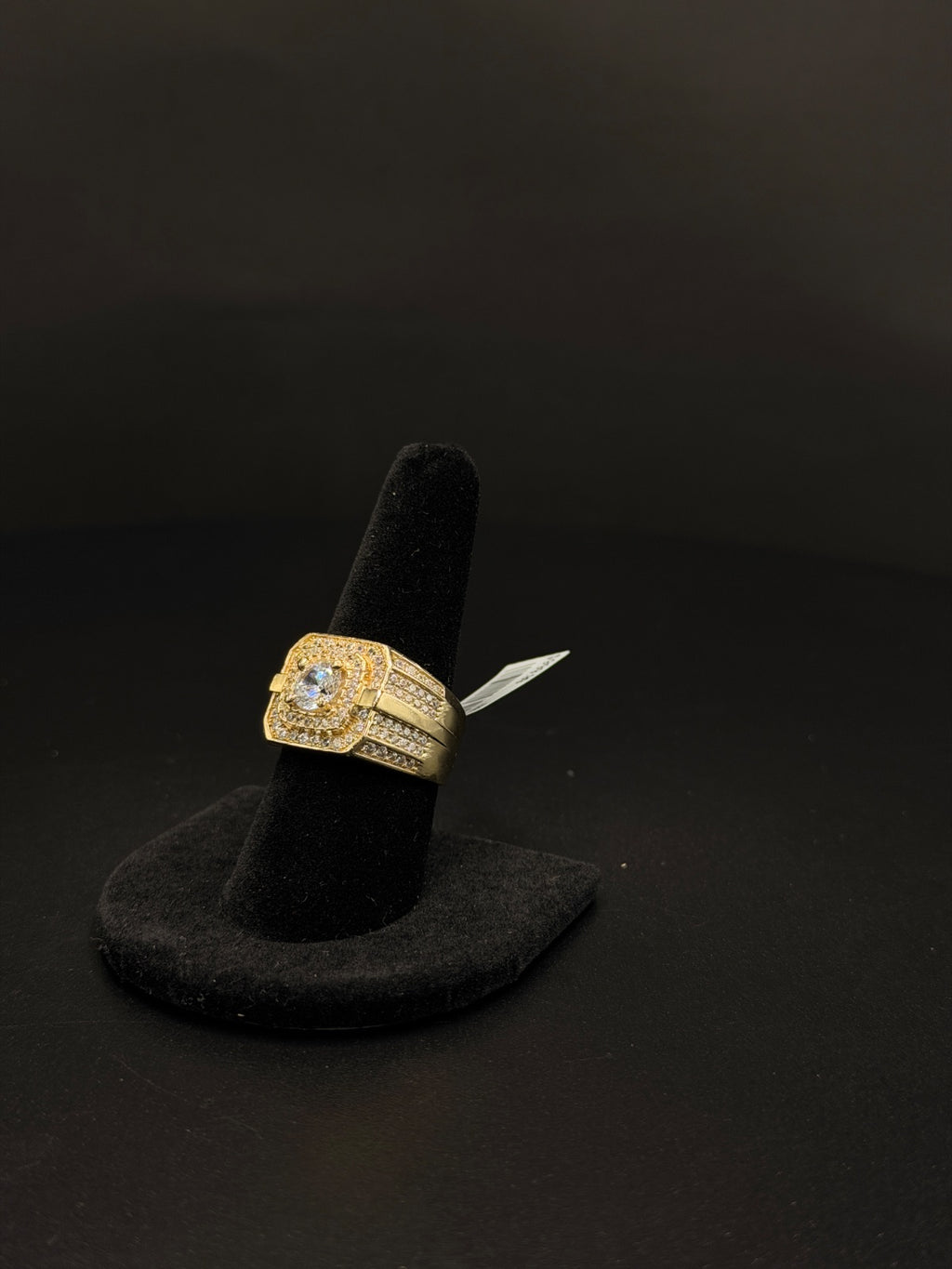 10K Gold Diamond Halo Ring – 12g, Size 9 | DD Pawn Loans
