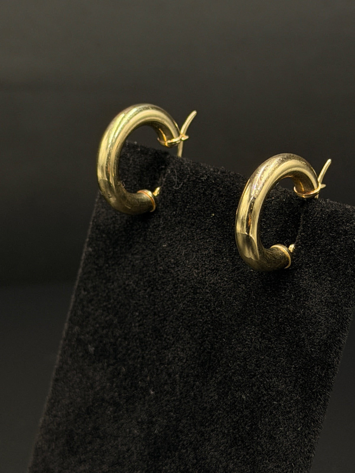14K Gold Hoop Earrings – 2.8g | DD Pawn Loans — photo 2