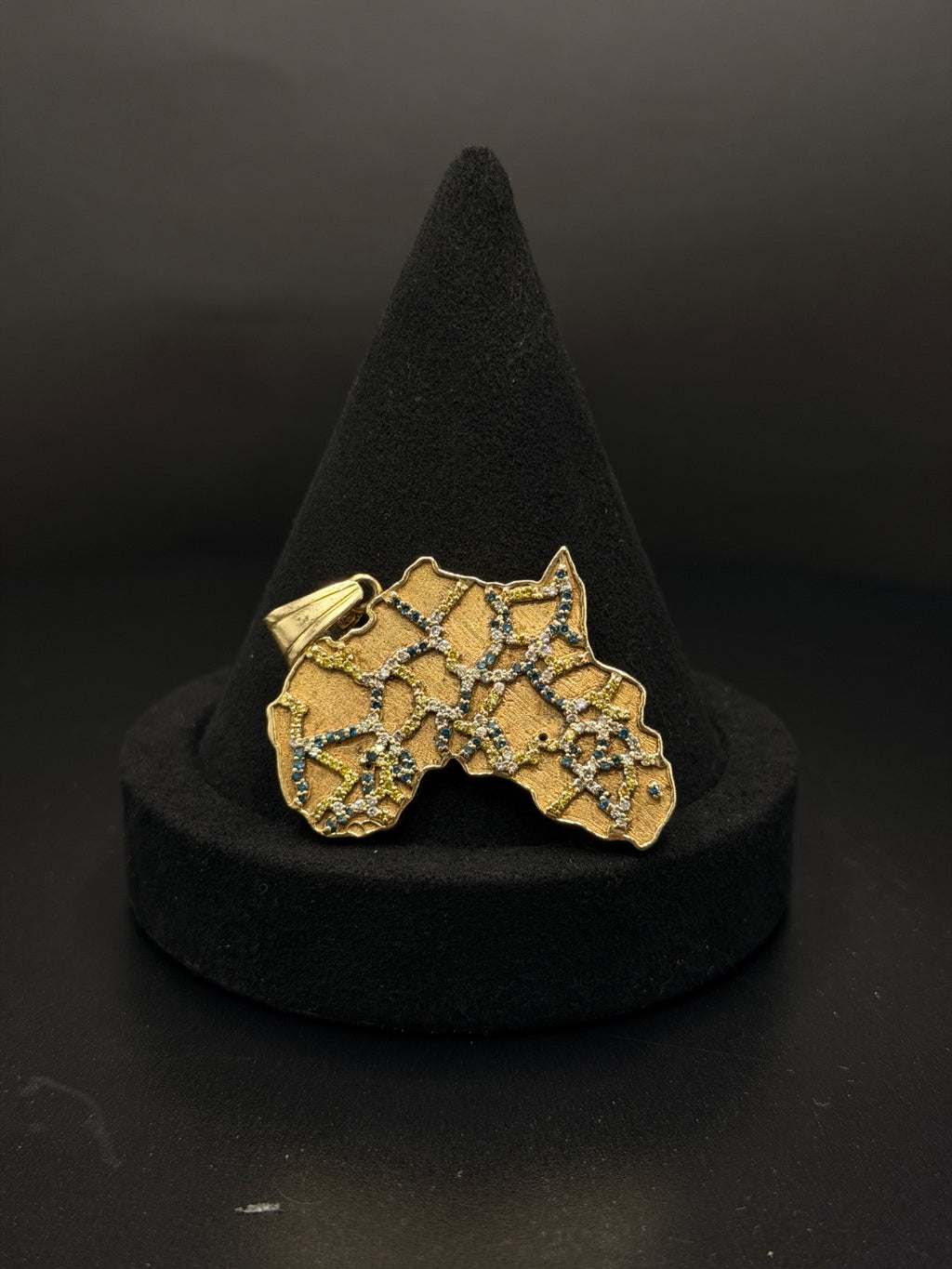 14K Gold Africa Map Pendant with Stones 26g