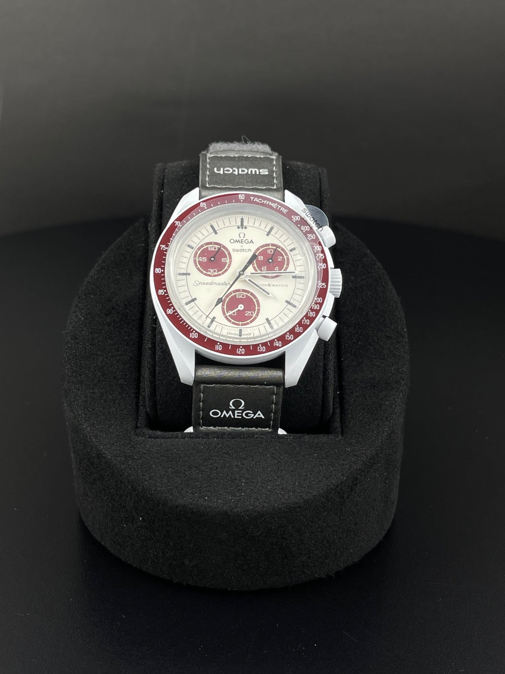 OMEGA Mission To Pluto Velcro Gray WatchDiameter: 42.00 mmThickness: 13.25 mm