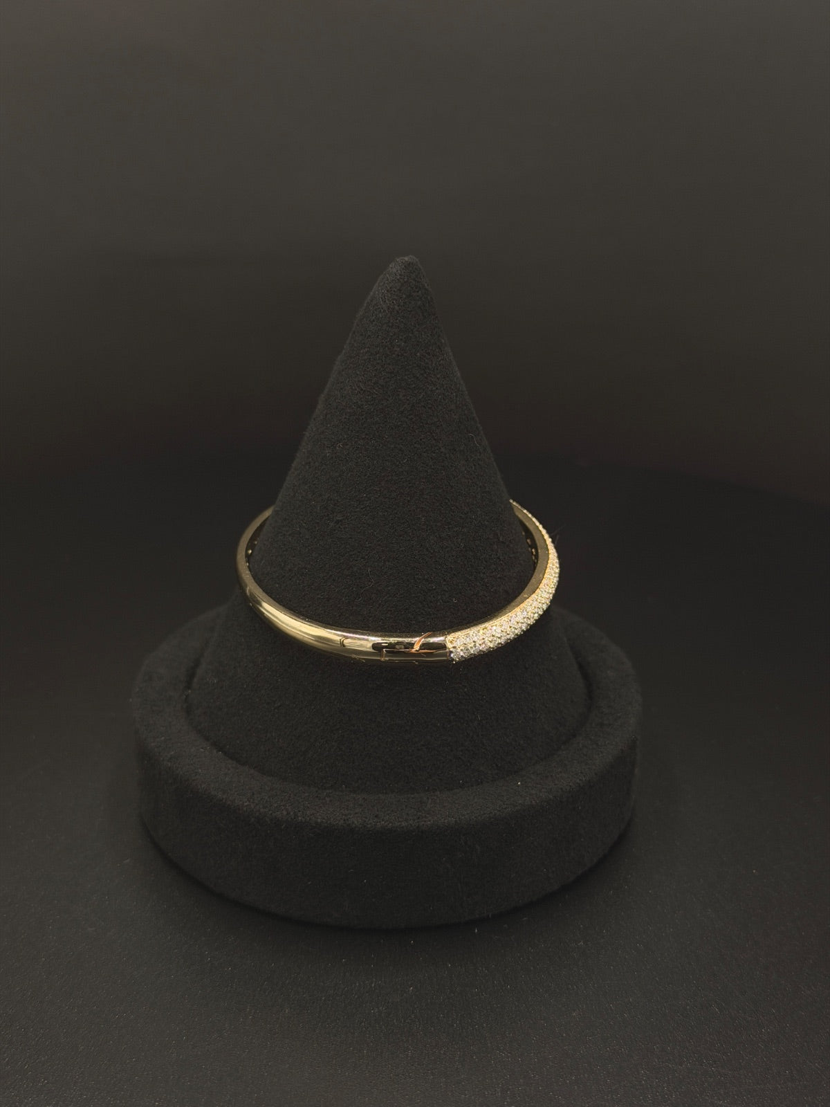 14K Gold Pavé Bangle Bracelet 19.7g | DD Pawn Loans