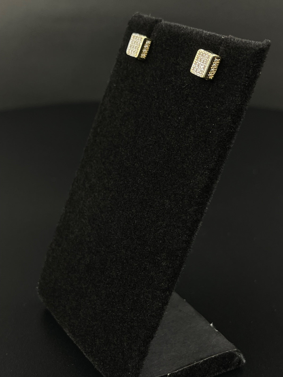 18K Gold Square Stud Earrings 6.25mm