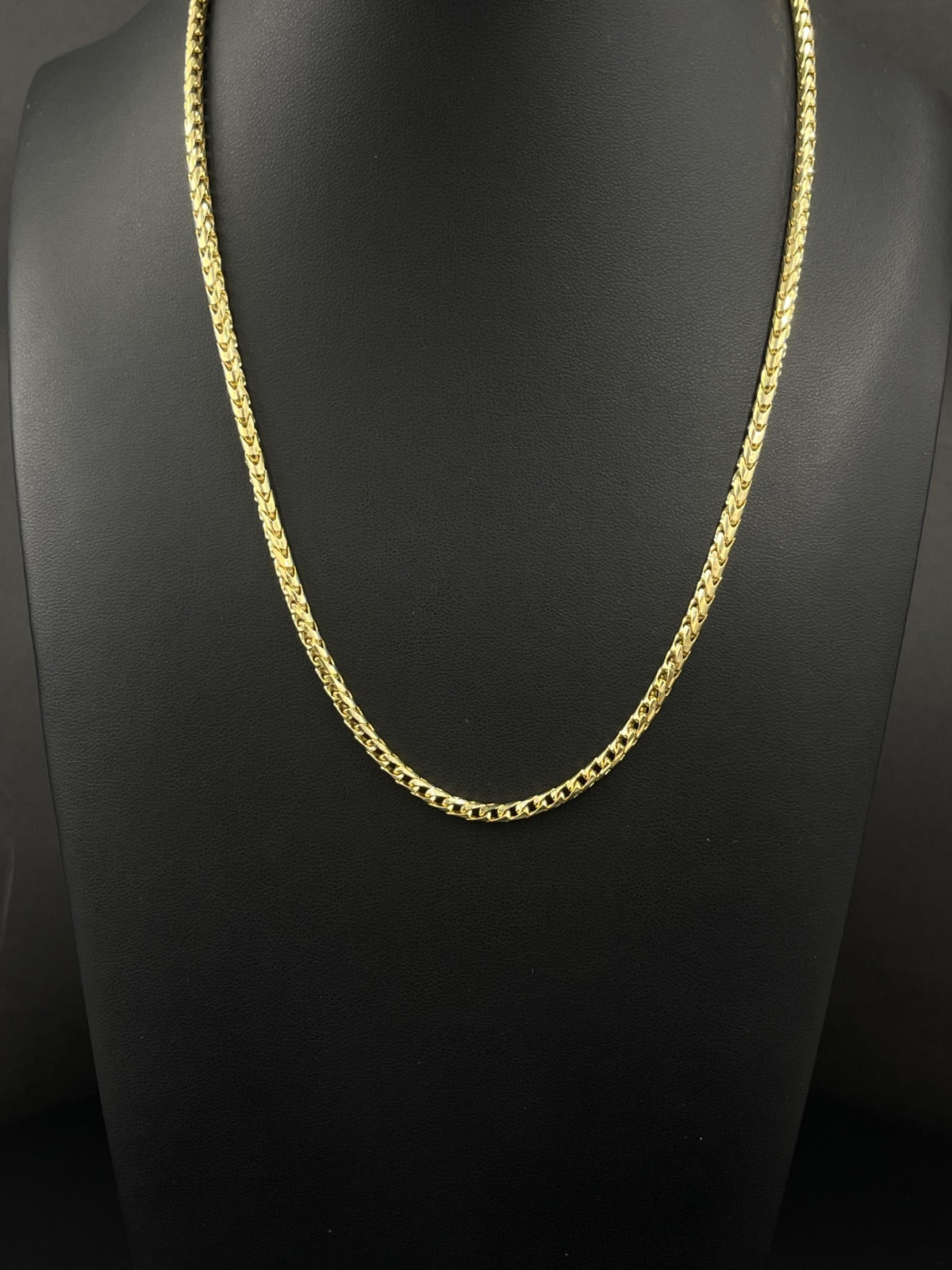 14K Gold Chain Necklace 18 Inch Pre-Owned for Sale