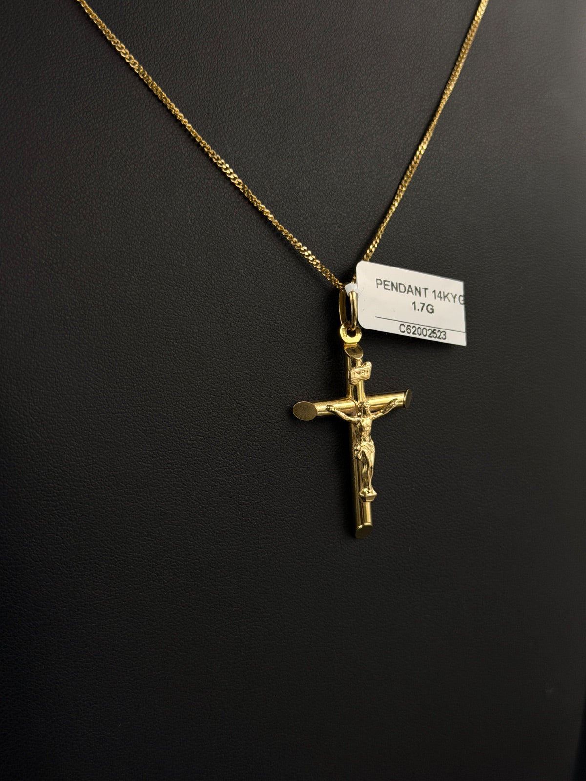 14K Gold Crucifix Pendant 1.7g