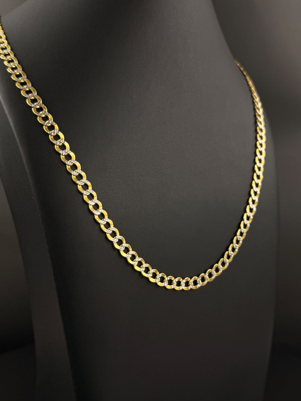 10K Two-Tone Diamond-Cut Curb Chain 28in | DD Pawn Loans — photo 3