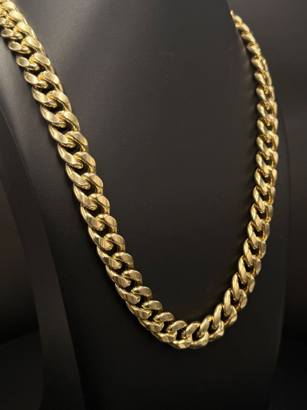 10K Gold Curb Chain Necklace 23in 13mm