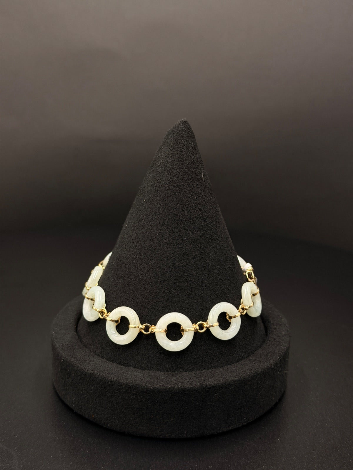 14K Gold Bracelet with Pale Green Stone Donut Links 3 Grams — photo 3