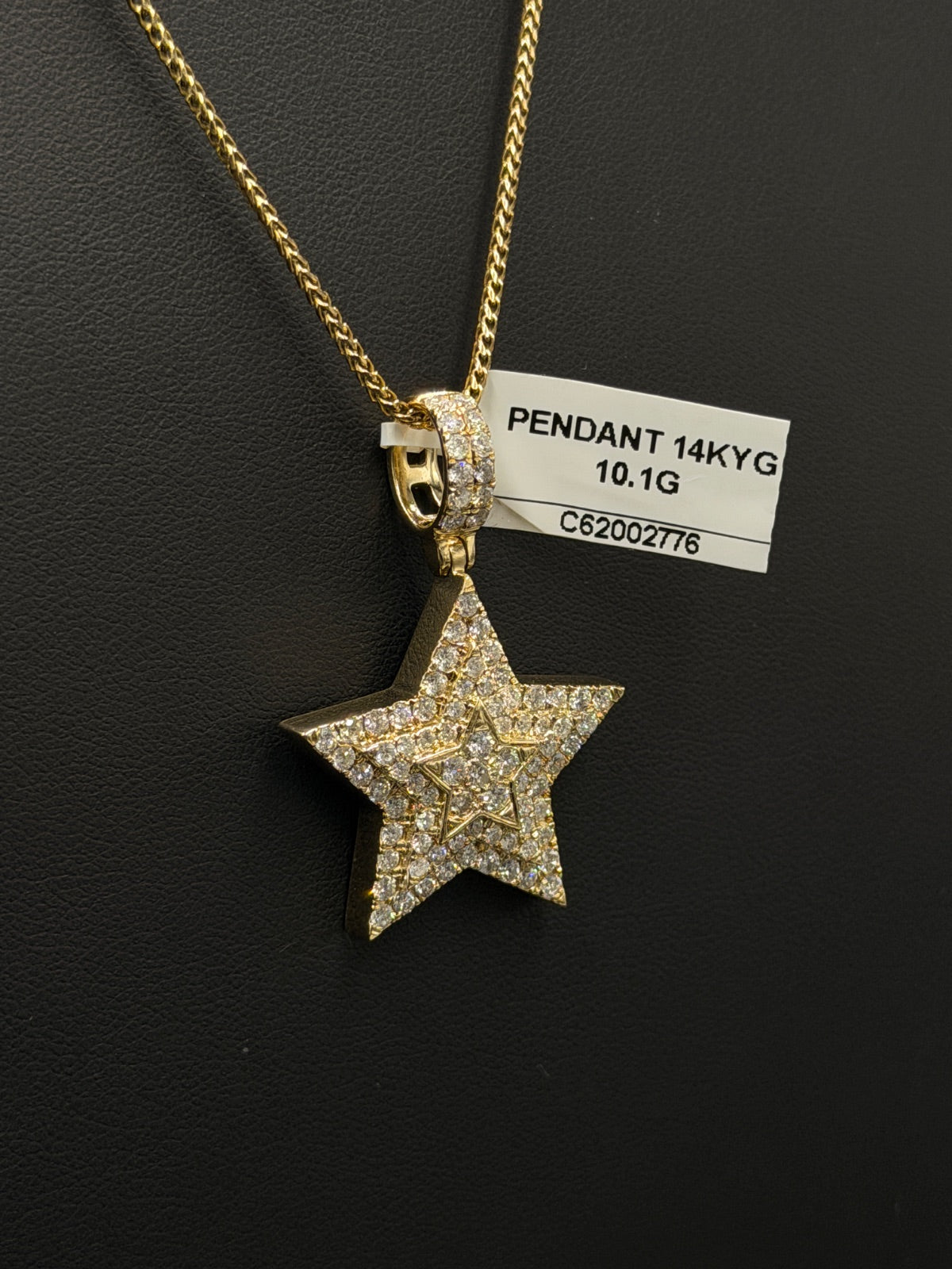 14K Gold Natural Diamond Star Pendant