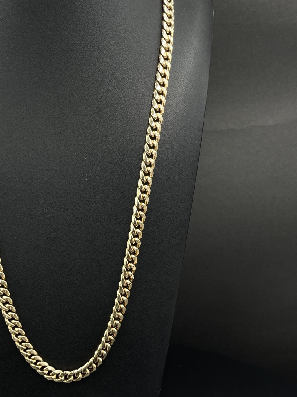 10K Gold Cuban Chain 
6.25mm
24in