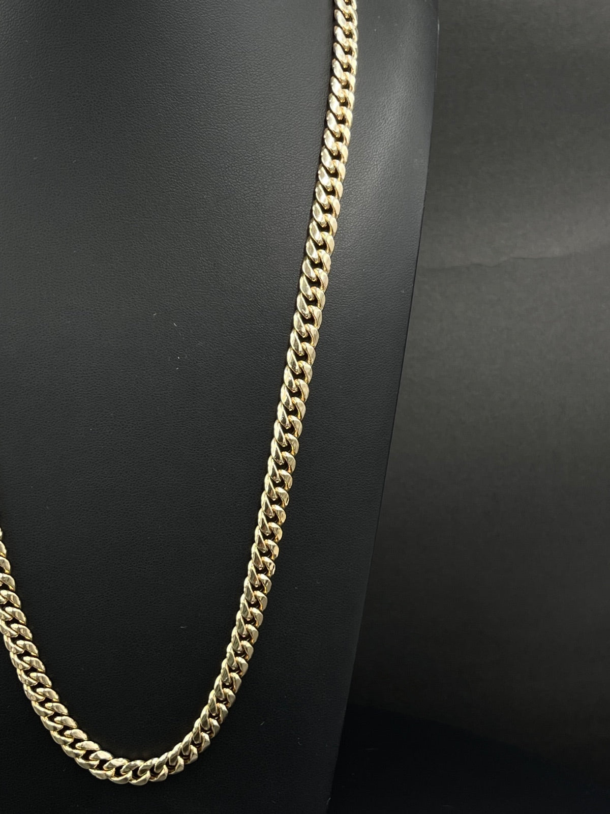 10K Gold Cuban Chain 
6.25mm
24in