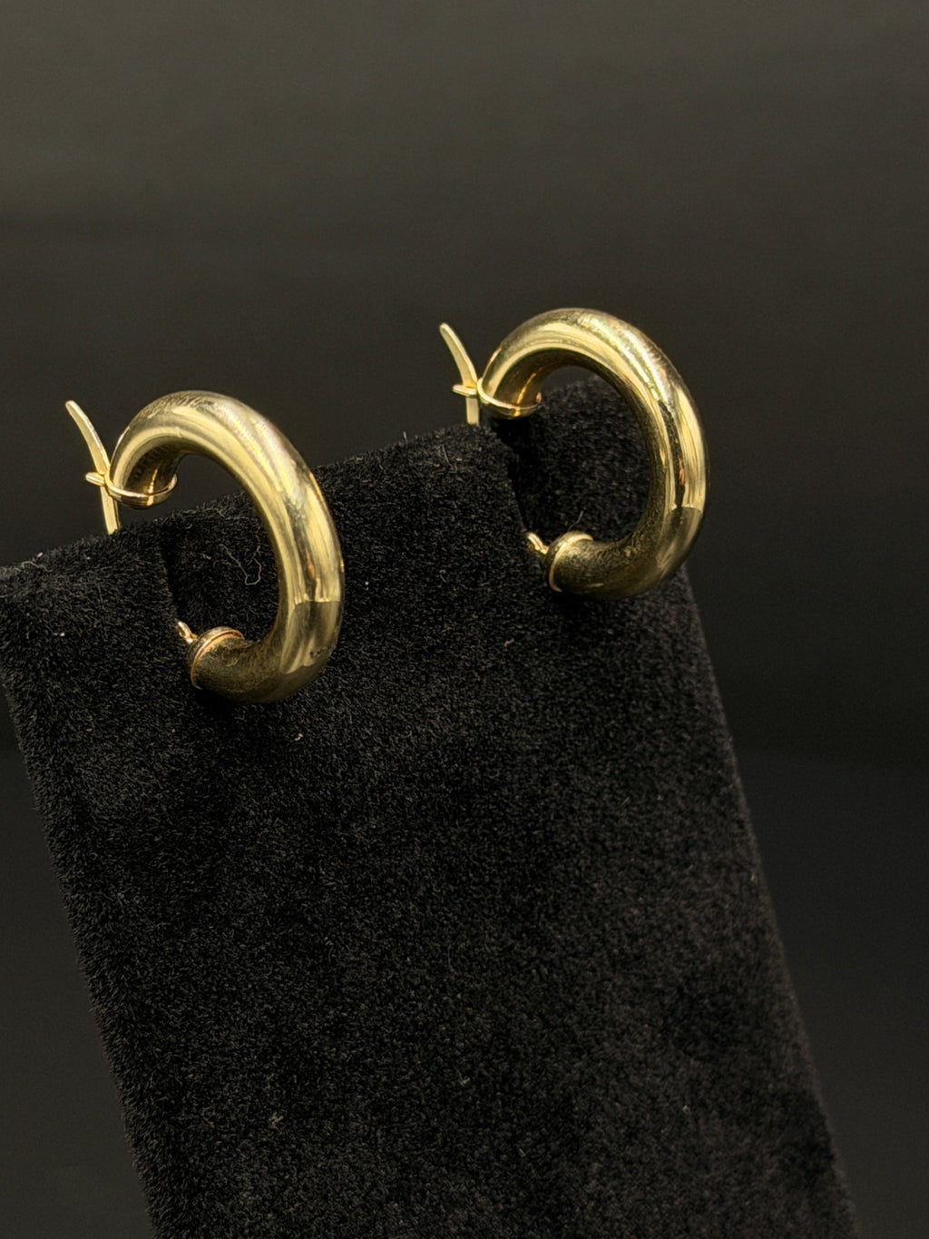 14K Gold Hoop Earrings – 2.8g | DD Pawn Loans — photo 3