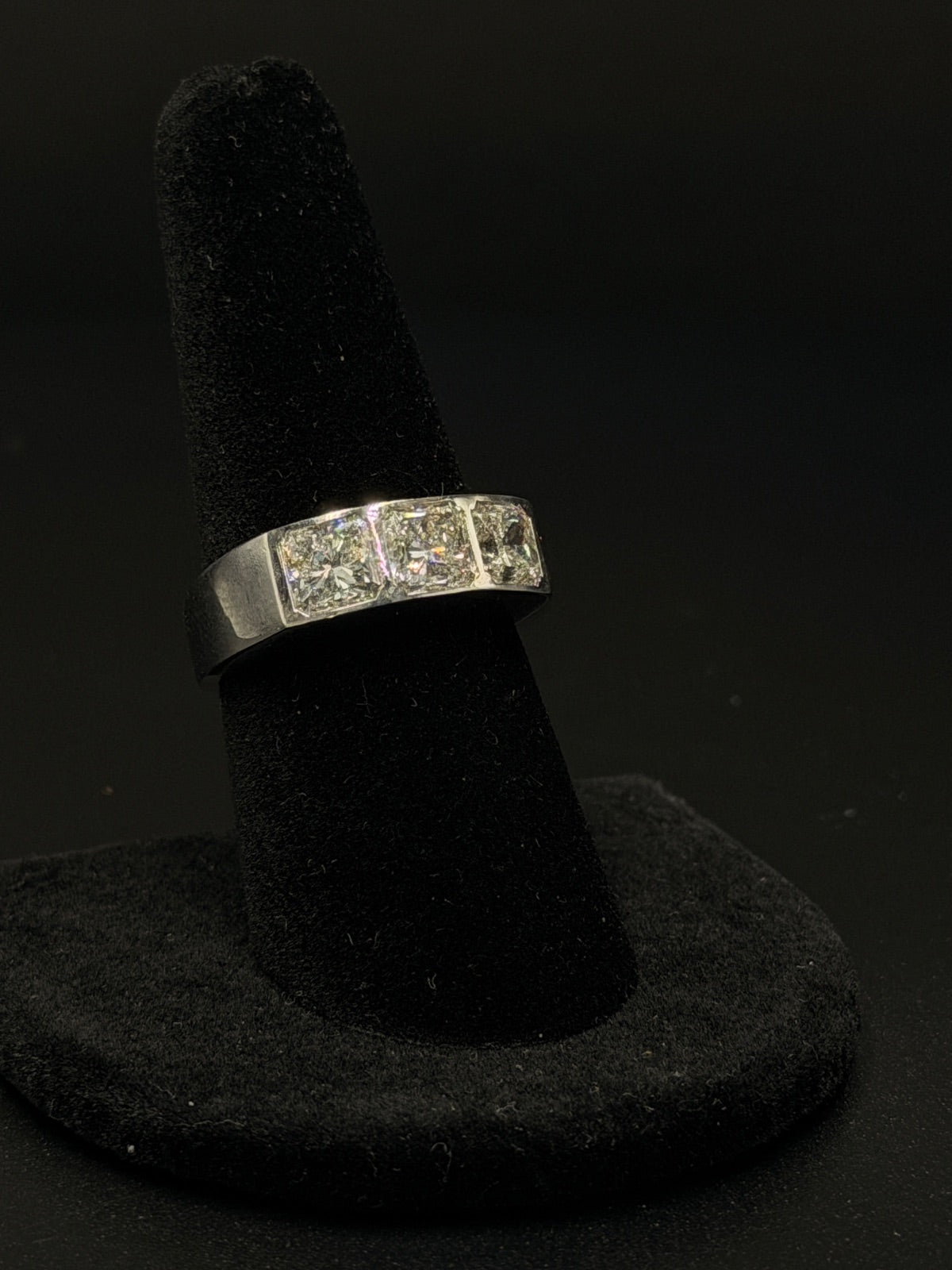 18K White Gold Diamond Ring Size 8 GIA