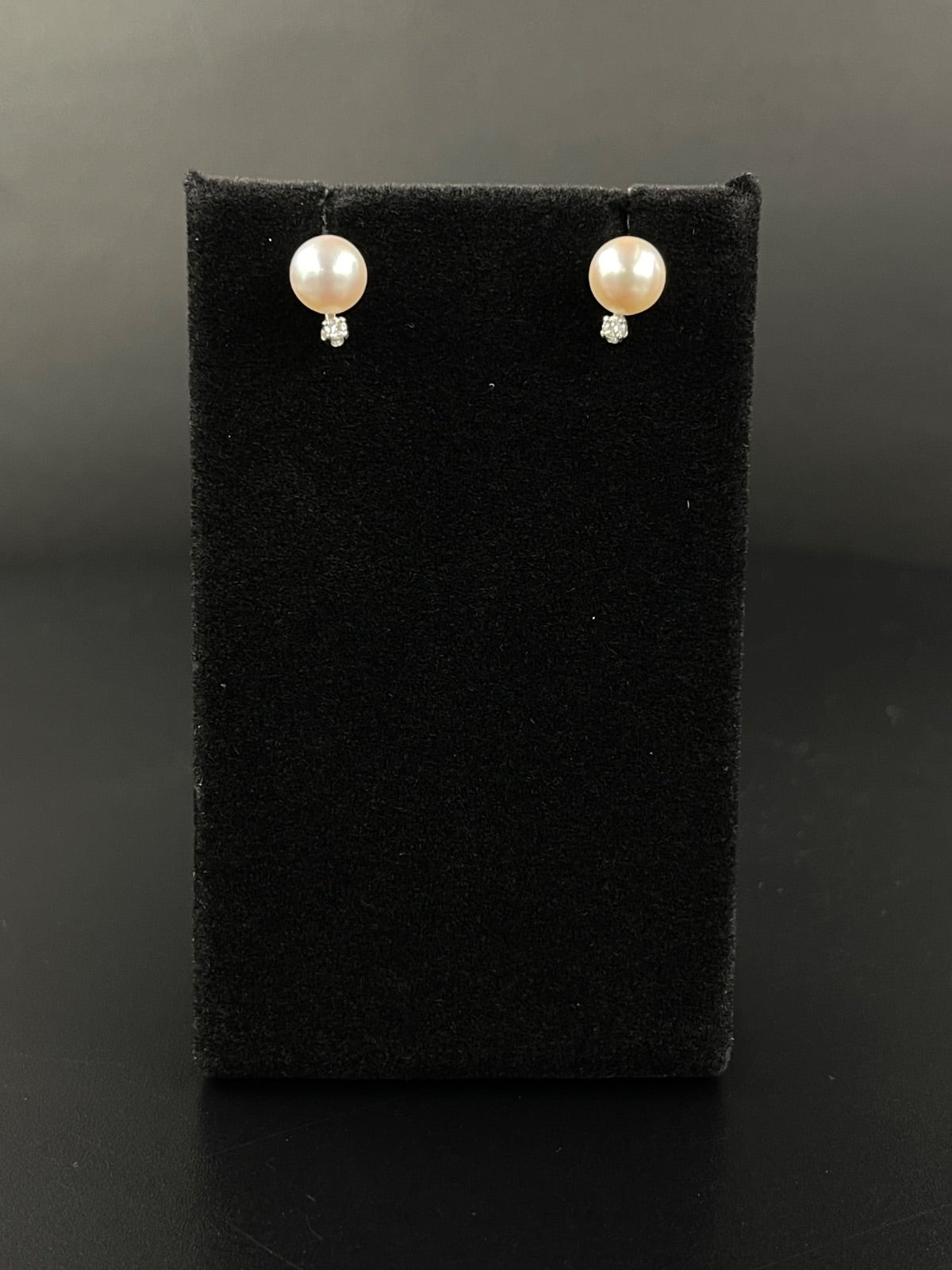 14K Gold Pearl Stud Earrings – 1.9g | DD Pawn Loans — photo 3