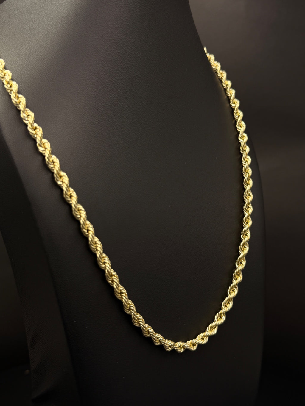 10K Gold Rope Chain Necklace 22 in