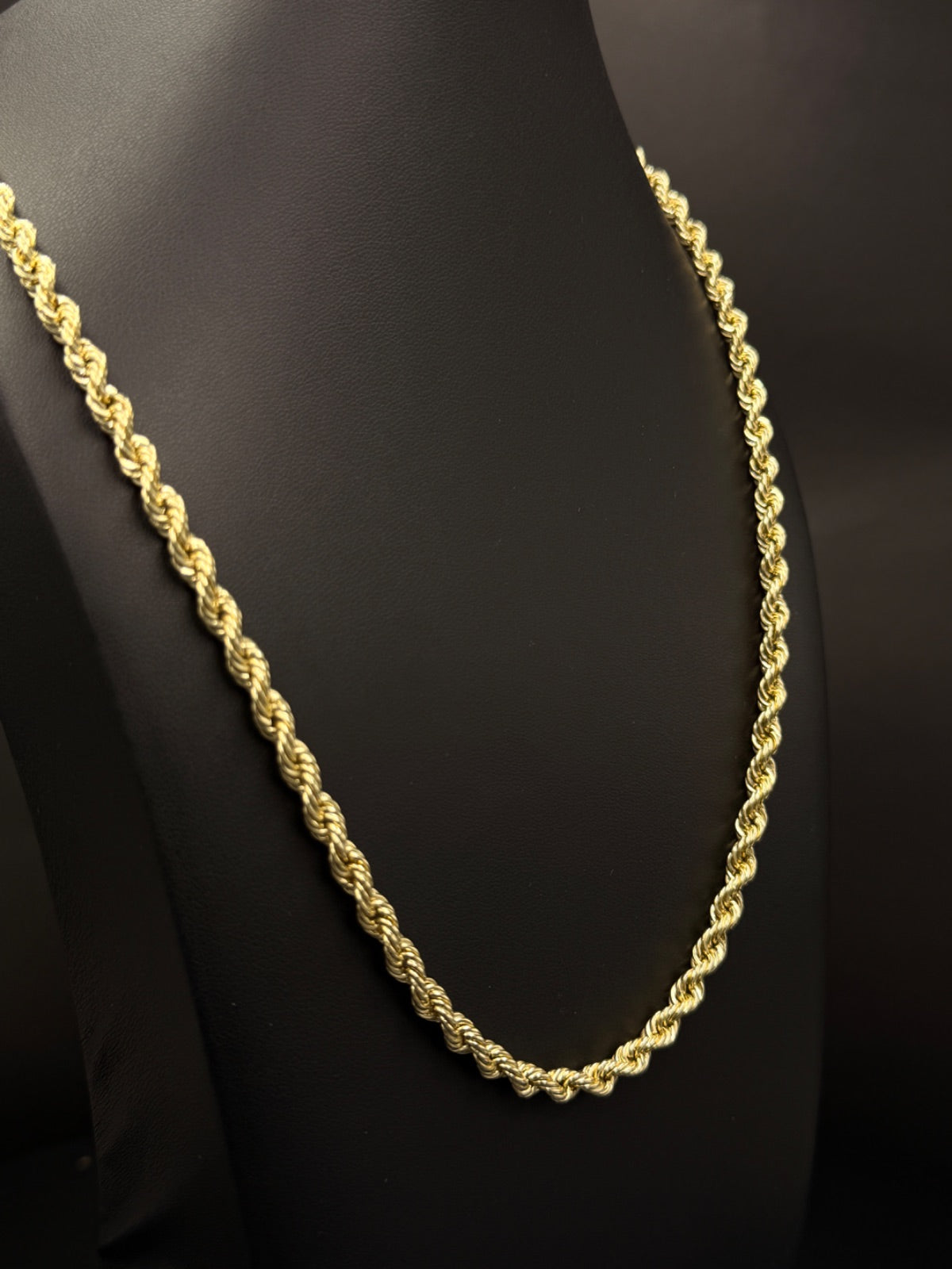 10K Gold Rope Chain Necklace 22 in