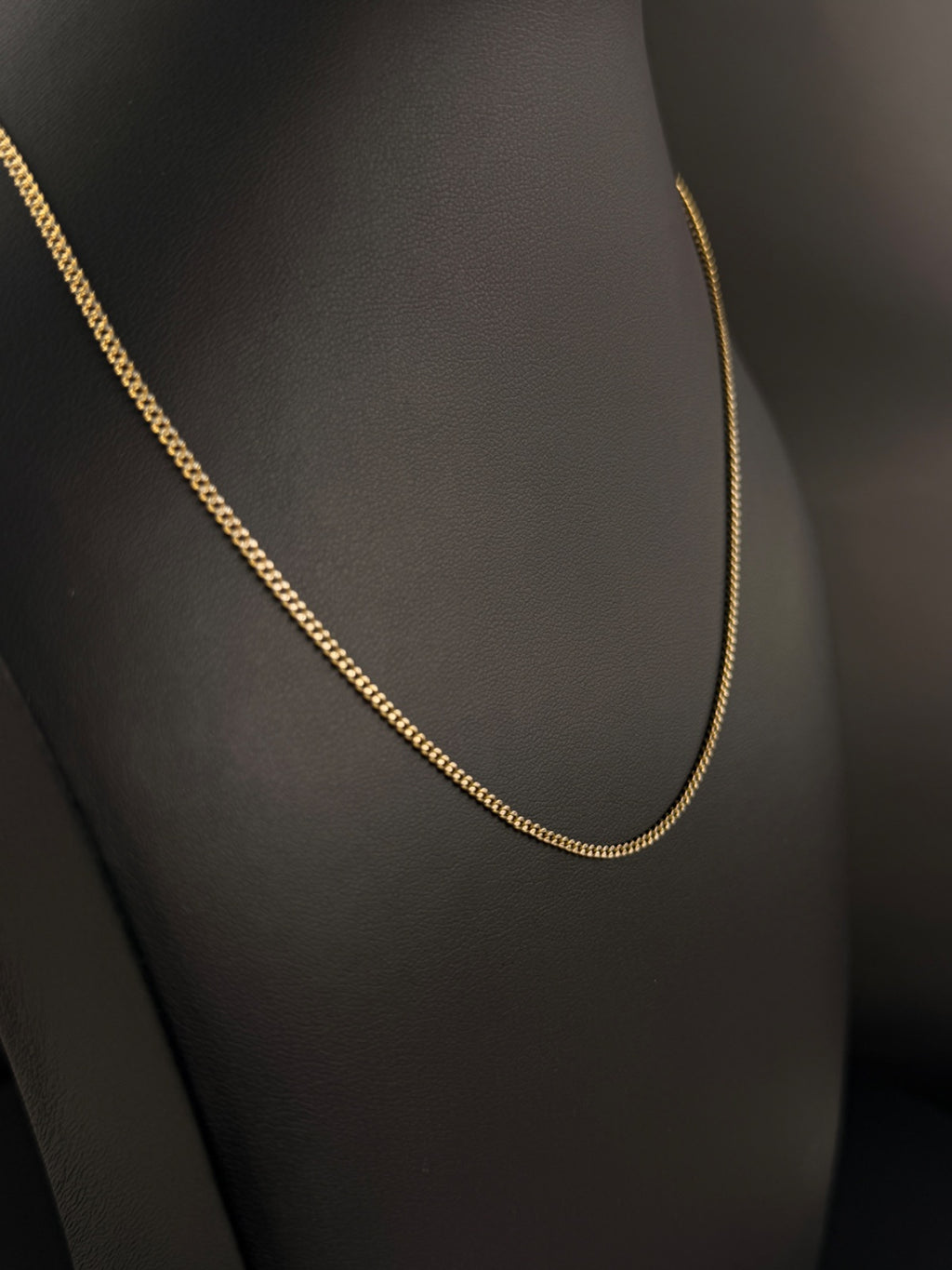 10K Gold Curb Chain Necklace 21 in