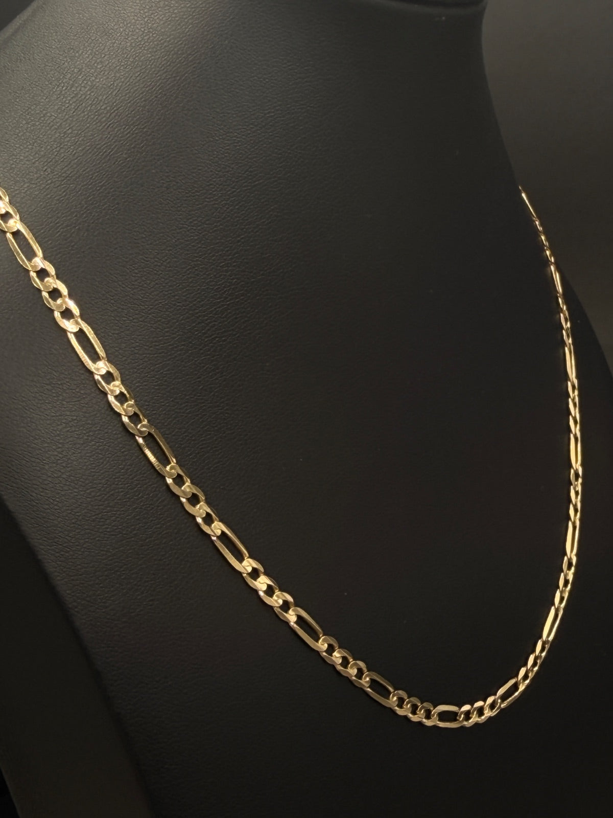 14K Gold Figaro Chain Necklace 18 in