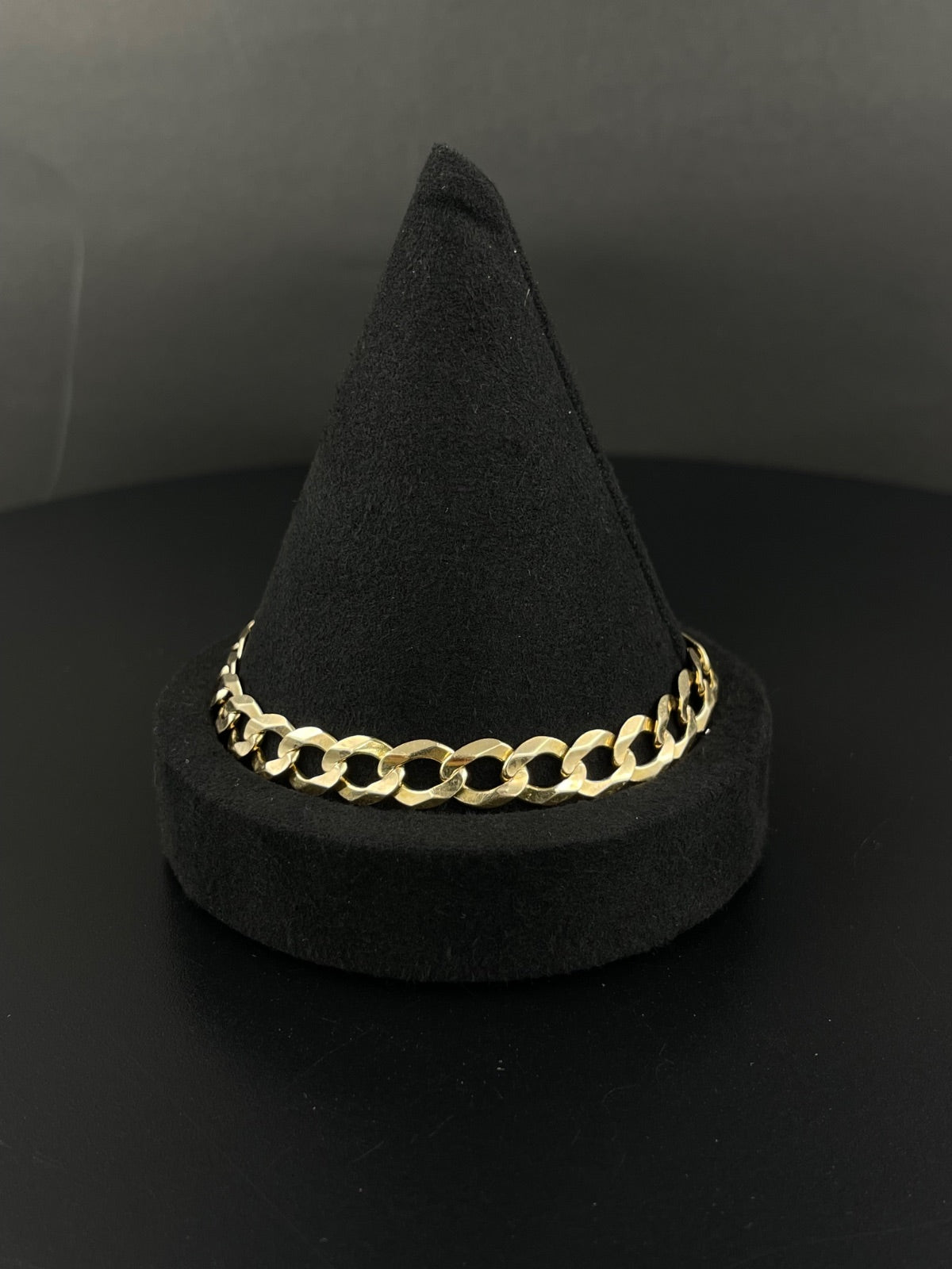 10K Gold Cuban Curb Bracelet – 16.9g, 9in, 9mm | DD Pawn Loans
