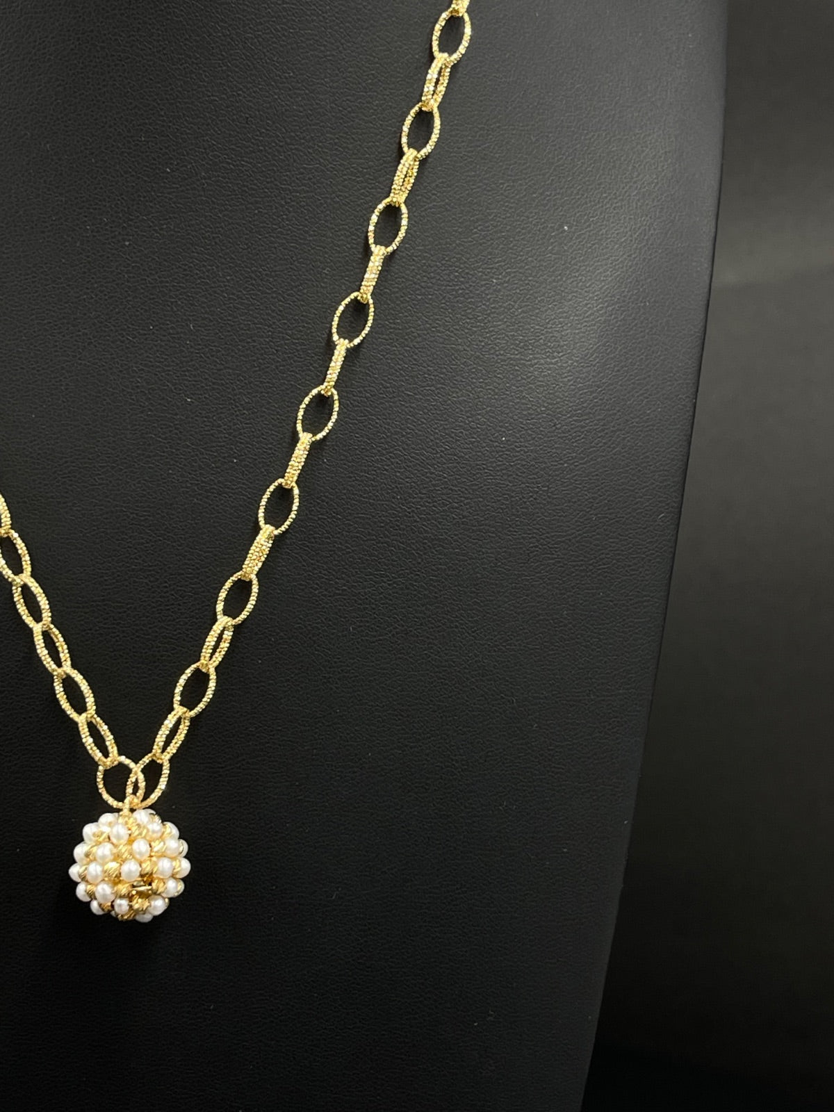 18K Gold Chain with Pearl Cluster Pendant 17" 12.5g