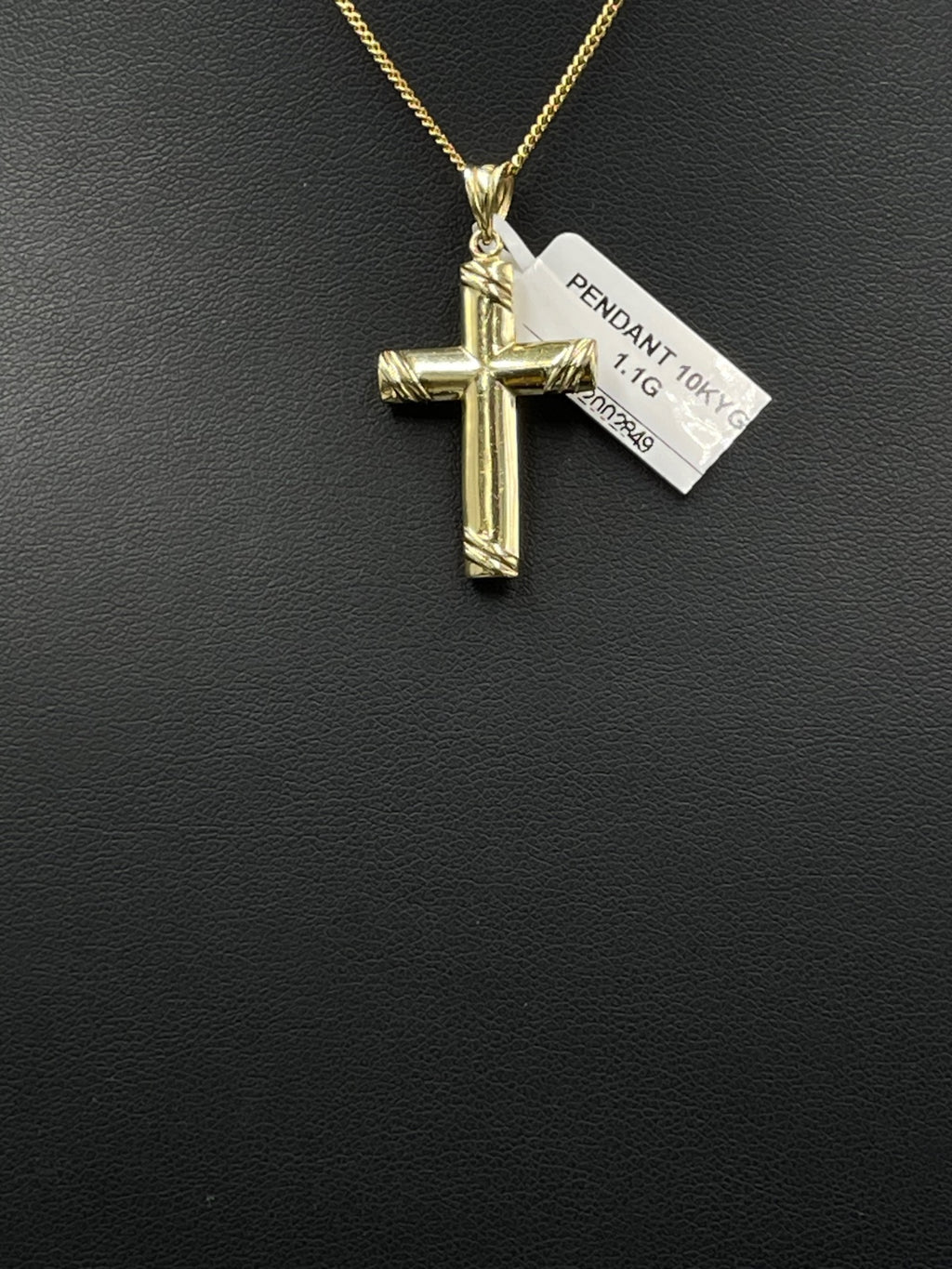 10K Gold Cross Pendant 
8.11mm