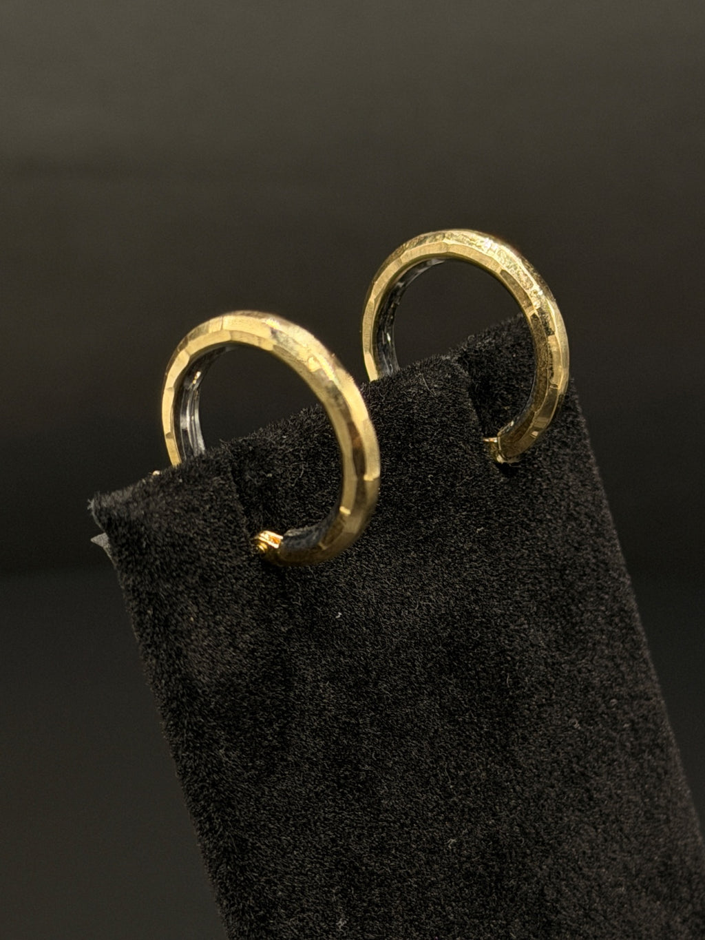 14K Gold Hoop Earrings – 2.1g | DD Pawn Loans — photo 3