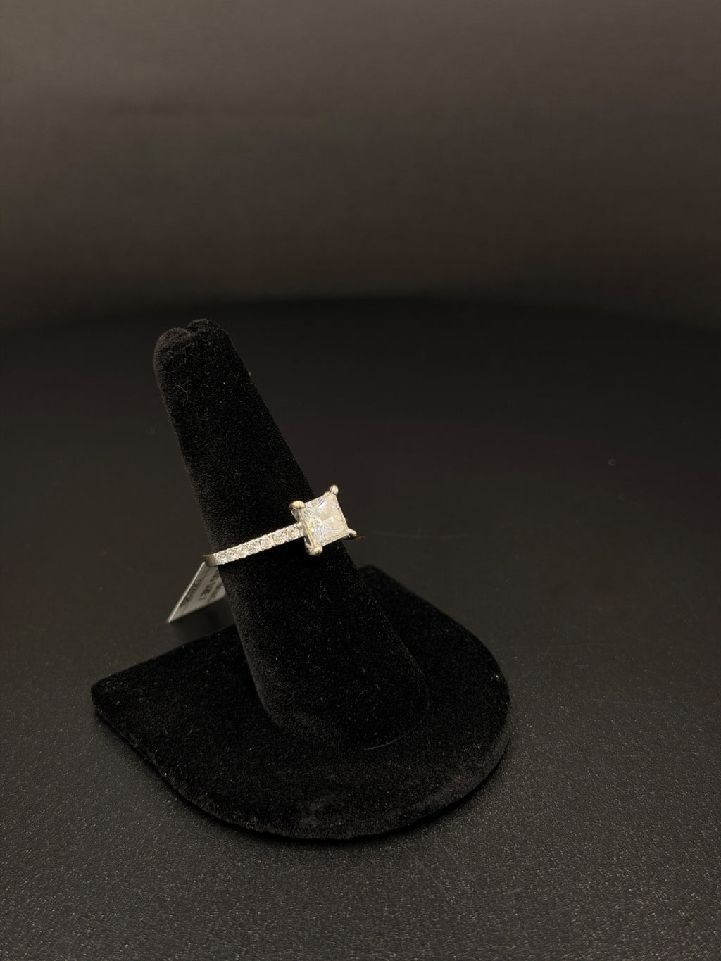 18K Gold Princess Diamond Engagement Ring for Sale