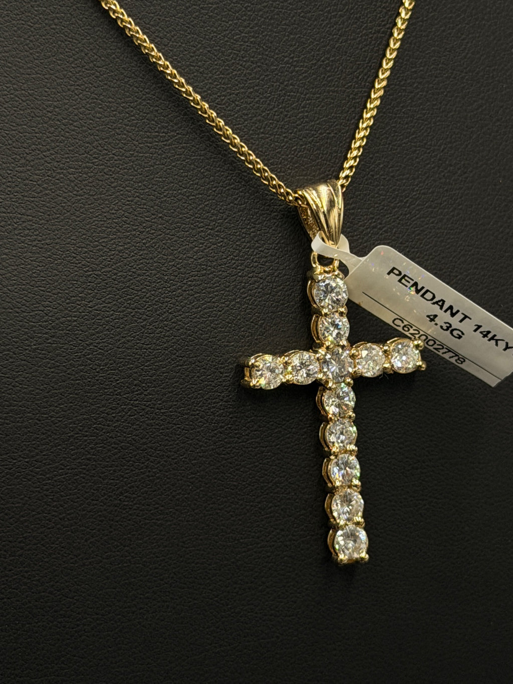 14K Gold Diamond Cross Pendant 4.3g