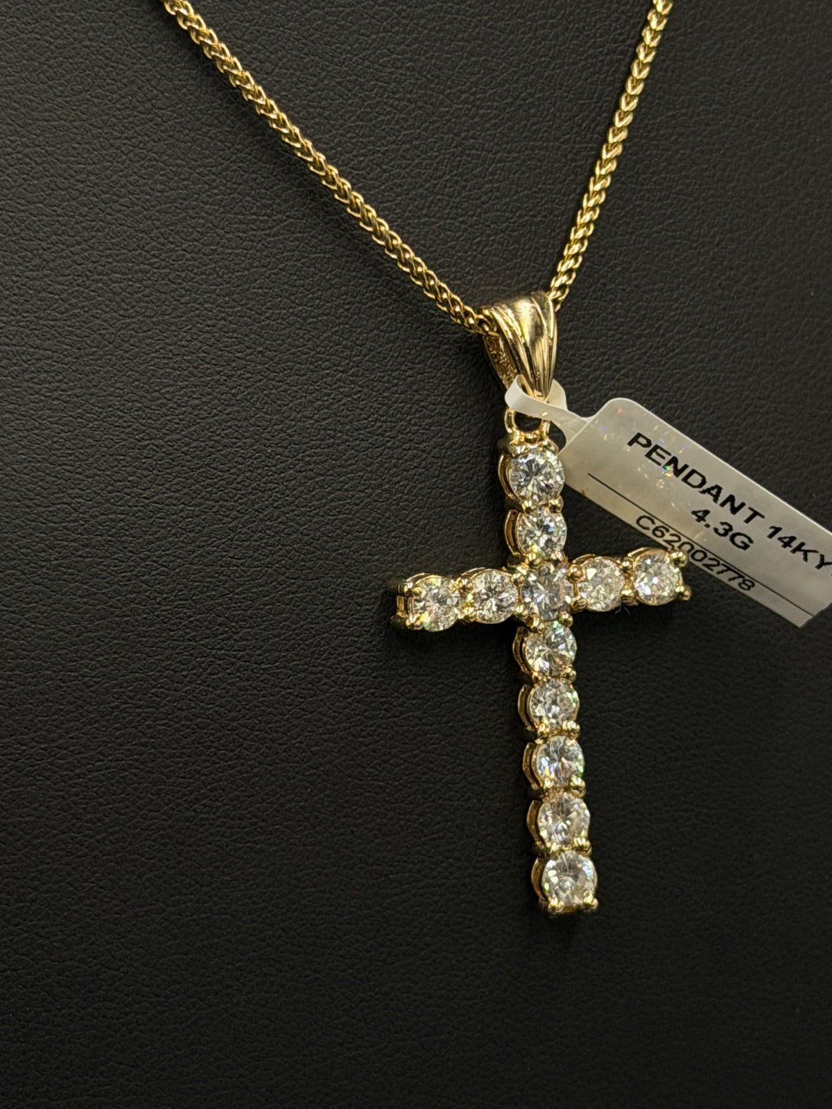 14K Gold Diamond Cross Pendant 4.3g
