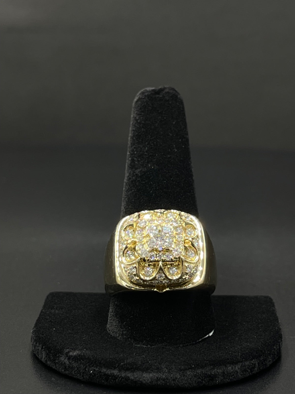 14K Gold Diamond Signet Ring – Size 11, 16.8g | DD Pawn Loans