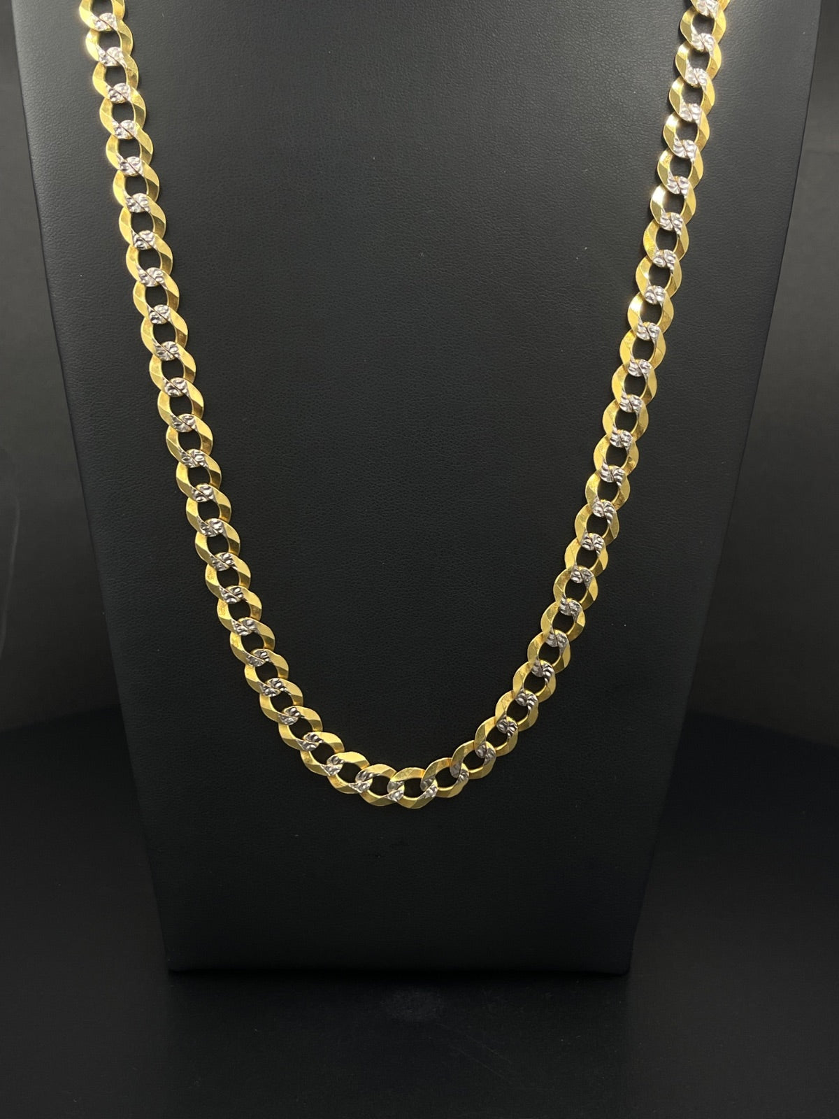 10K Gold Curb Chain Necklace 26 Inch Pre-Owned