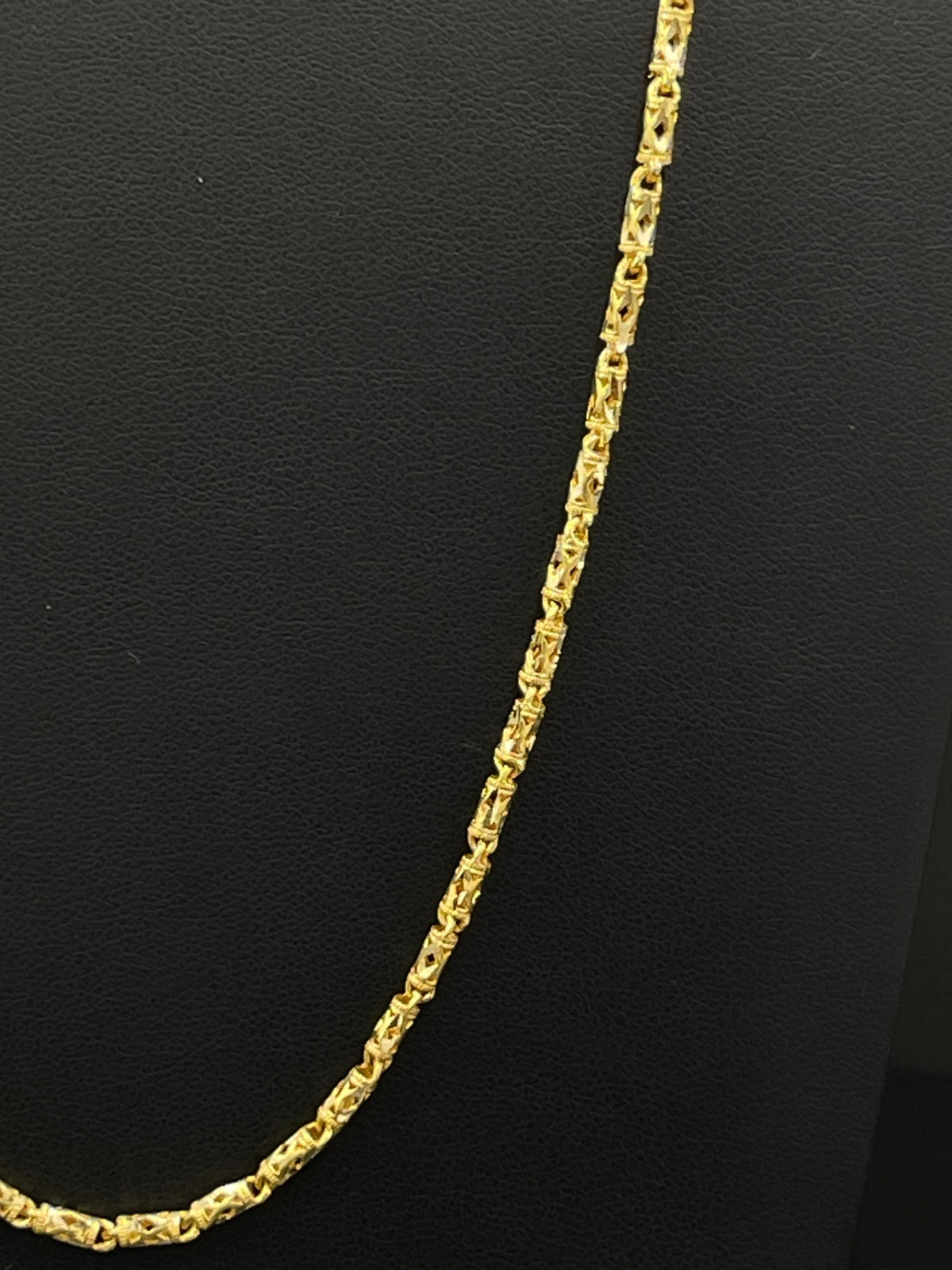 18K Gold Chain – 13.1g, 23in, 2.5mm | DD Pawn Loans