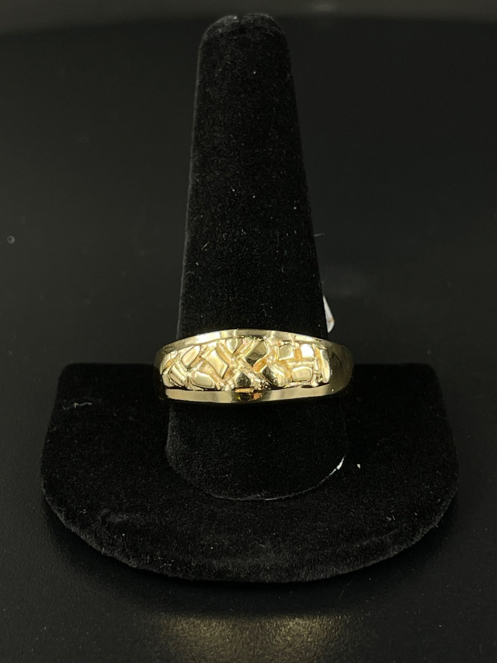 14K Gold Ring 
Size: 12