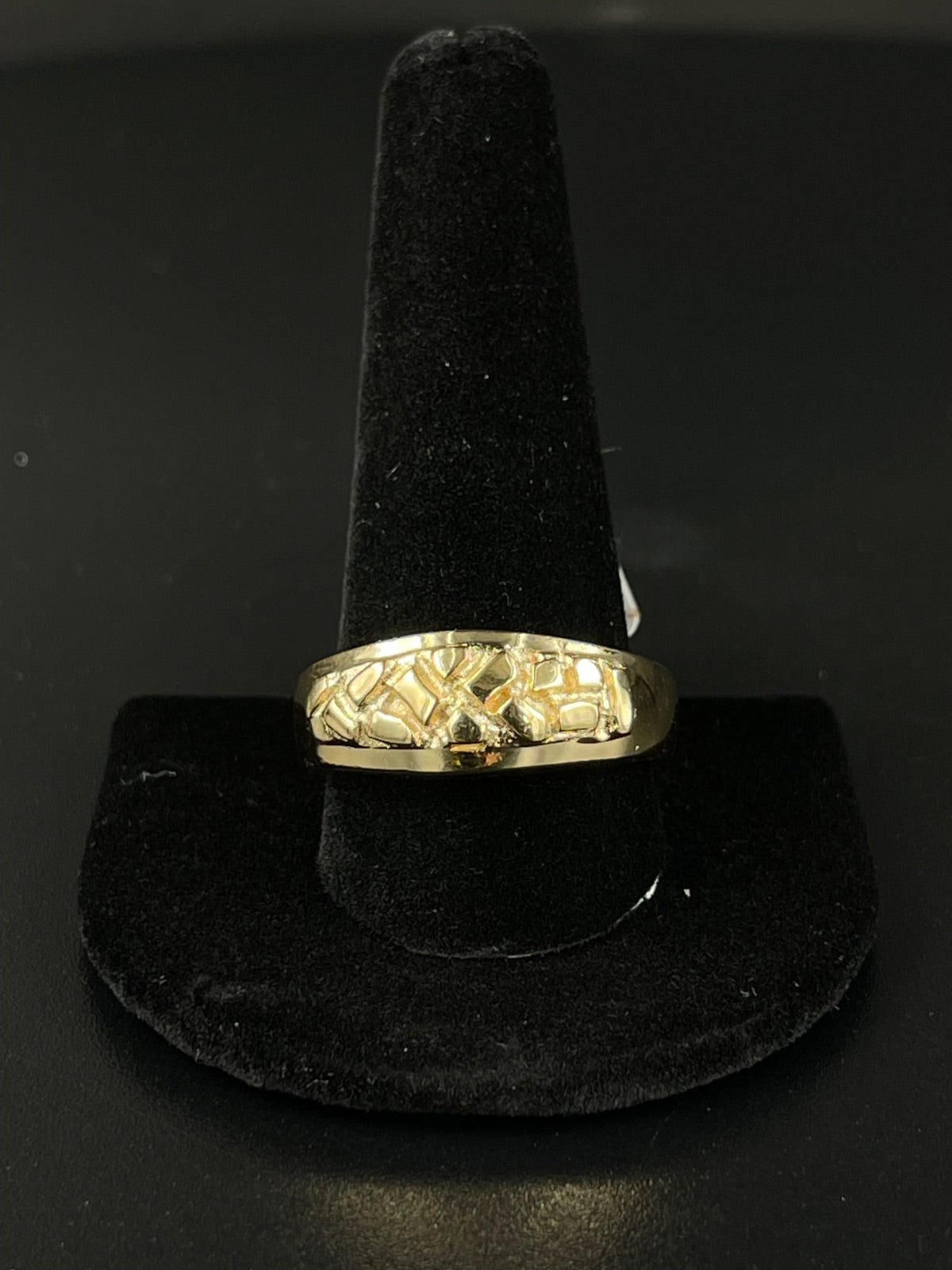 14K Gold Ring 
Size: 12